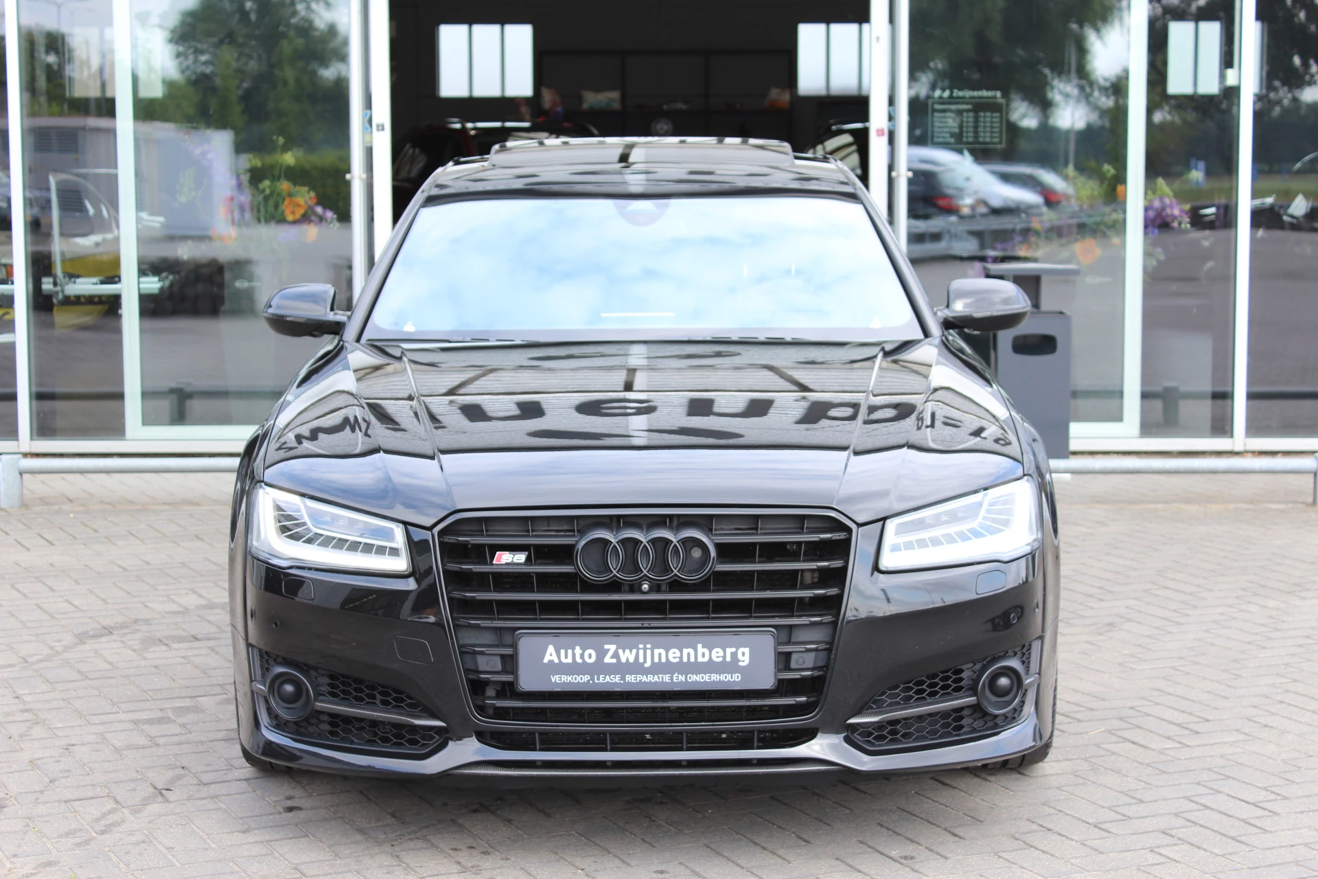 Hoofdafbeelding Audi A8