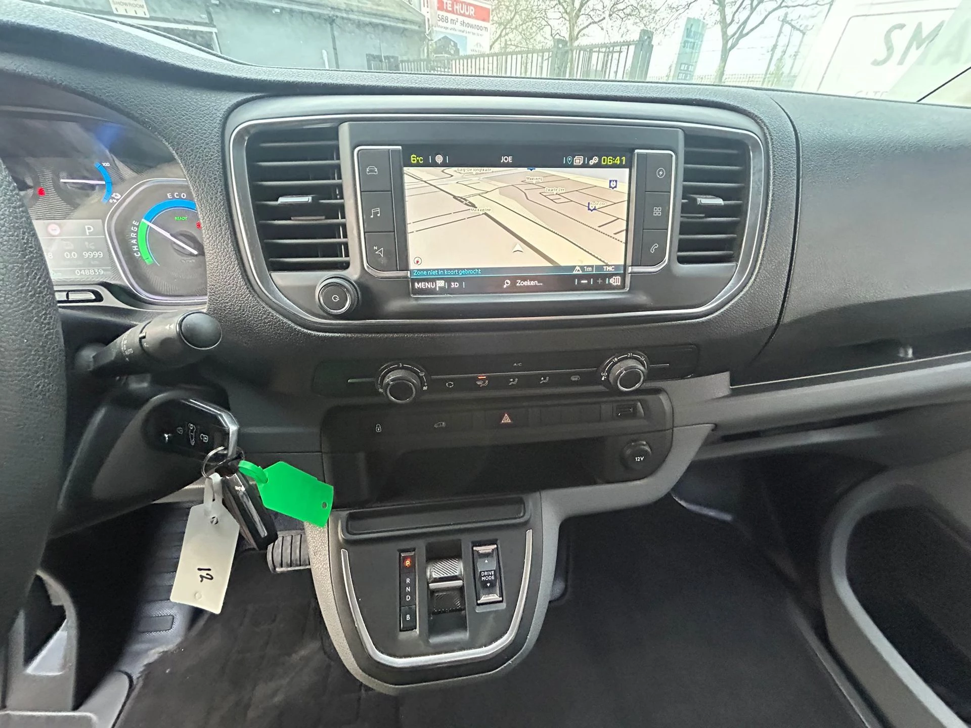 Hoofdafbeelding Peugeot e-Expert