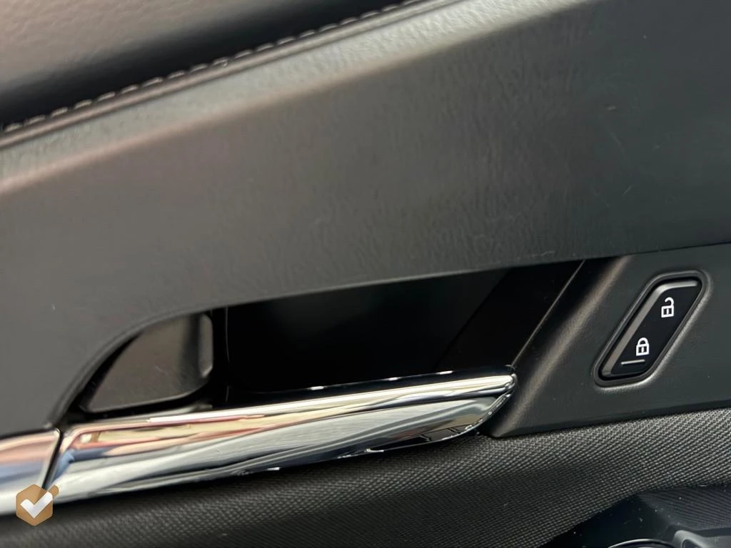 Hoofdafbeelding Mazda CX-30