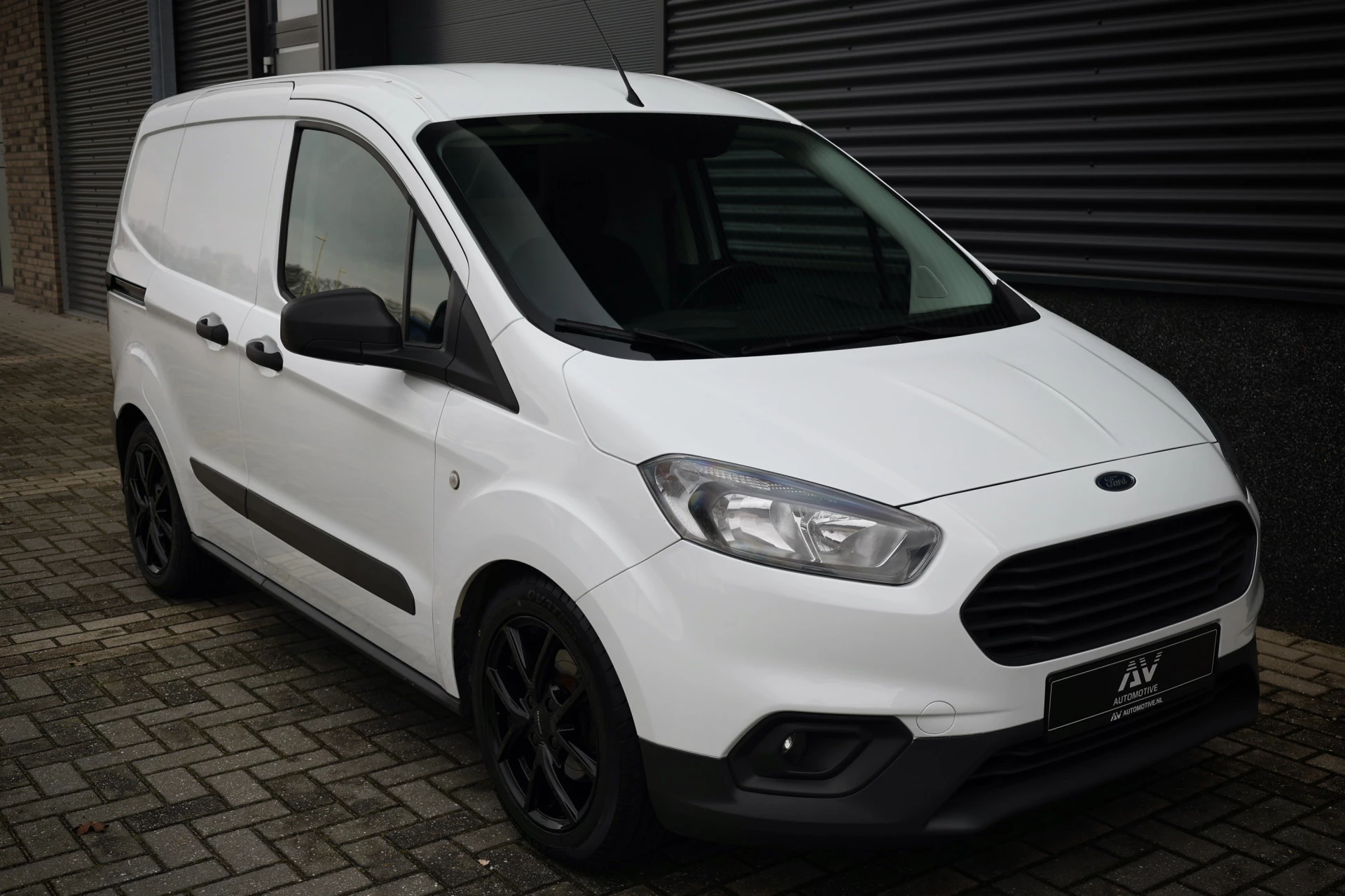 Hoofdafbeelding Ford Transit Courier