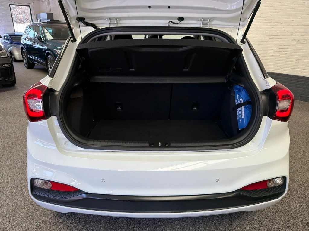 Hoofdafbeelding Hyundai i20