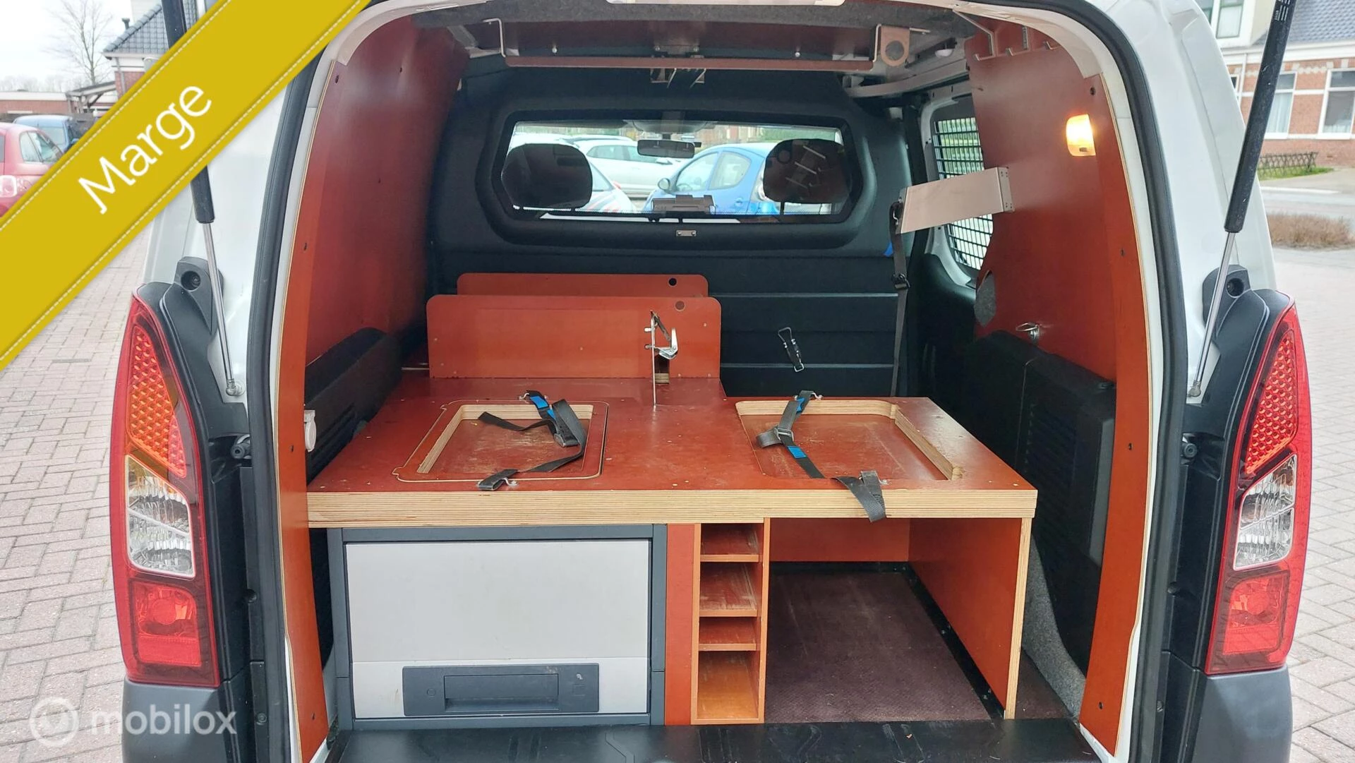 Hoofdafbeelding Peugeot Partner