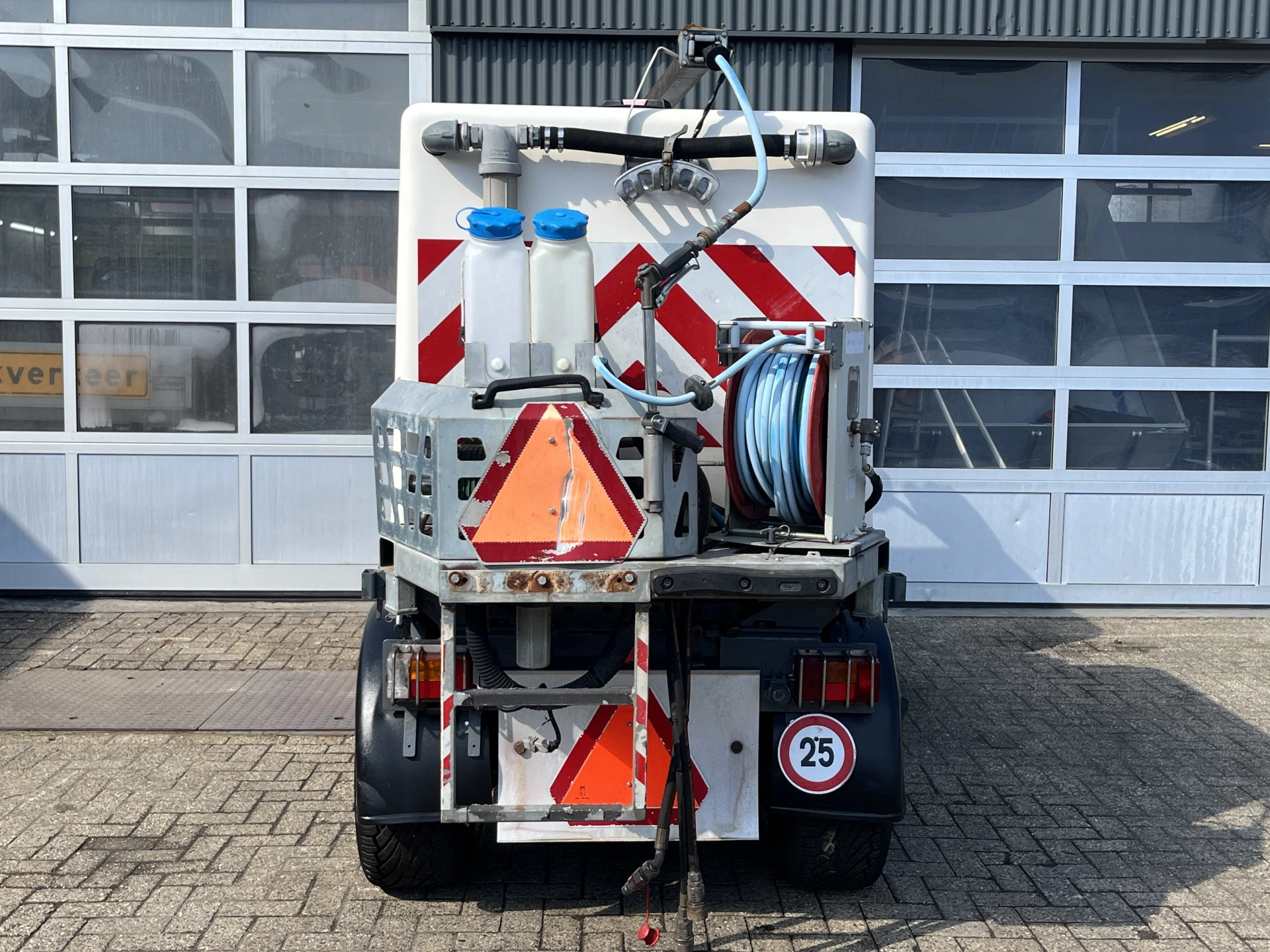 Hoofdafbeelding boschung P4T Werktuigdrager
