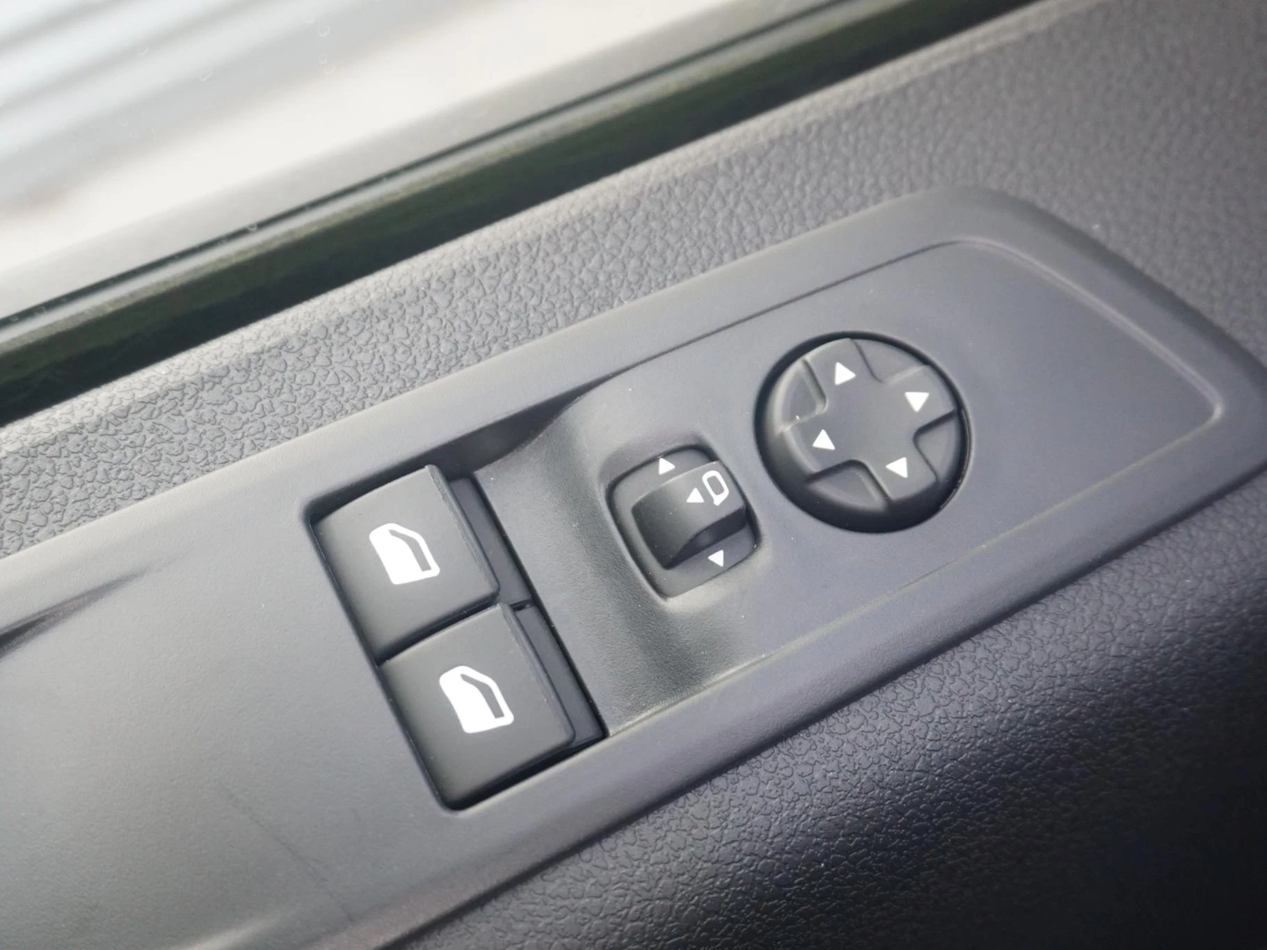 Hoofdafbeelding Peugeot e-Expert