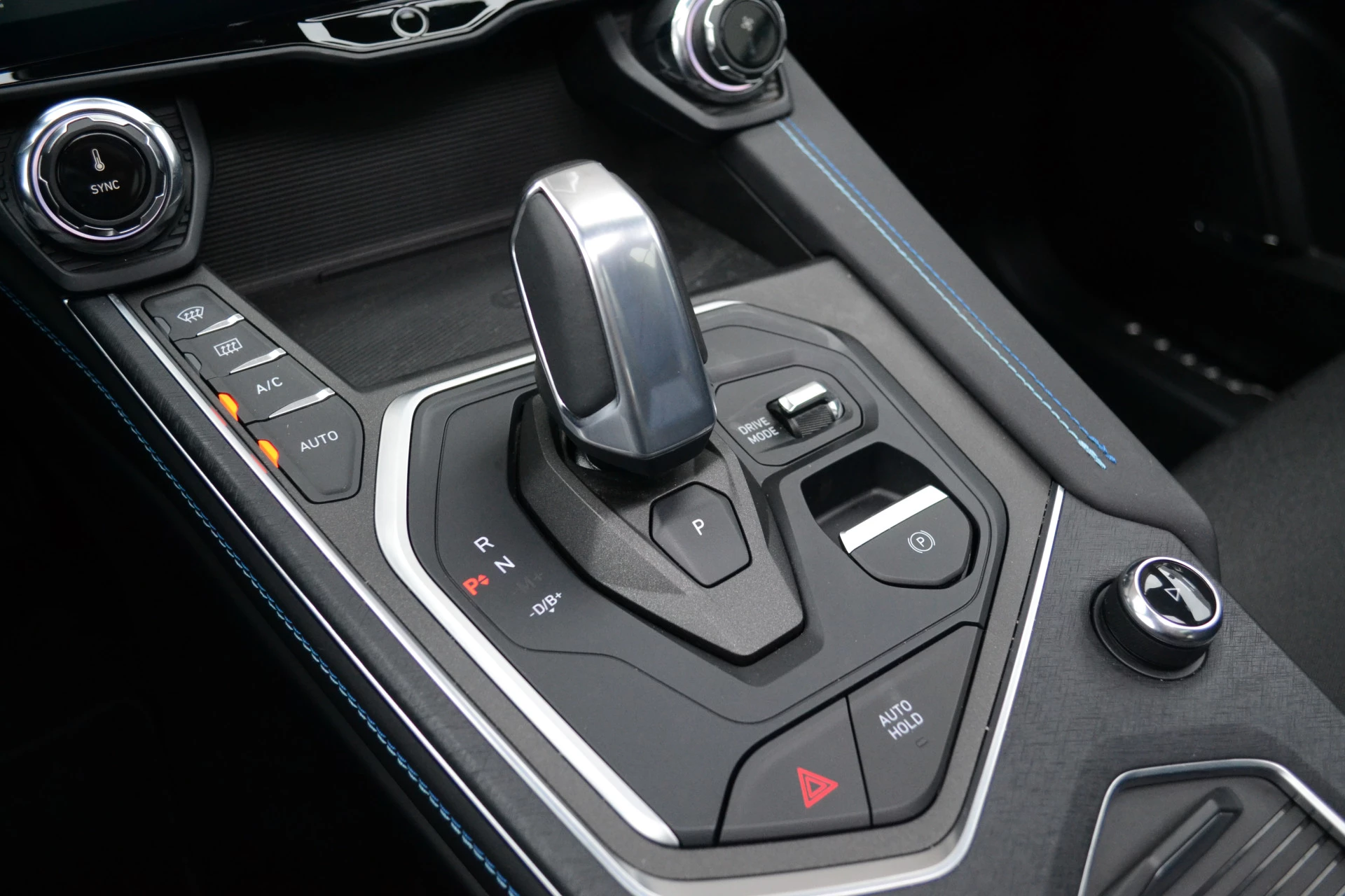 Hoofdafbeelding Lynk & Co 01