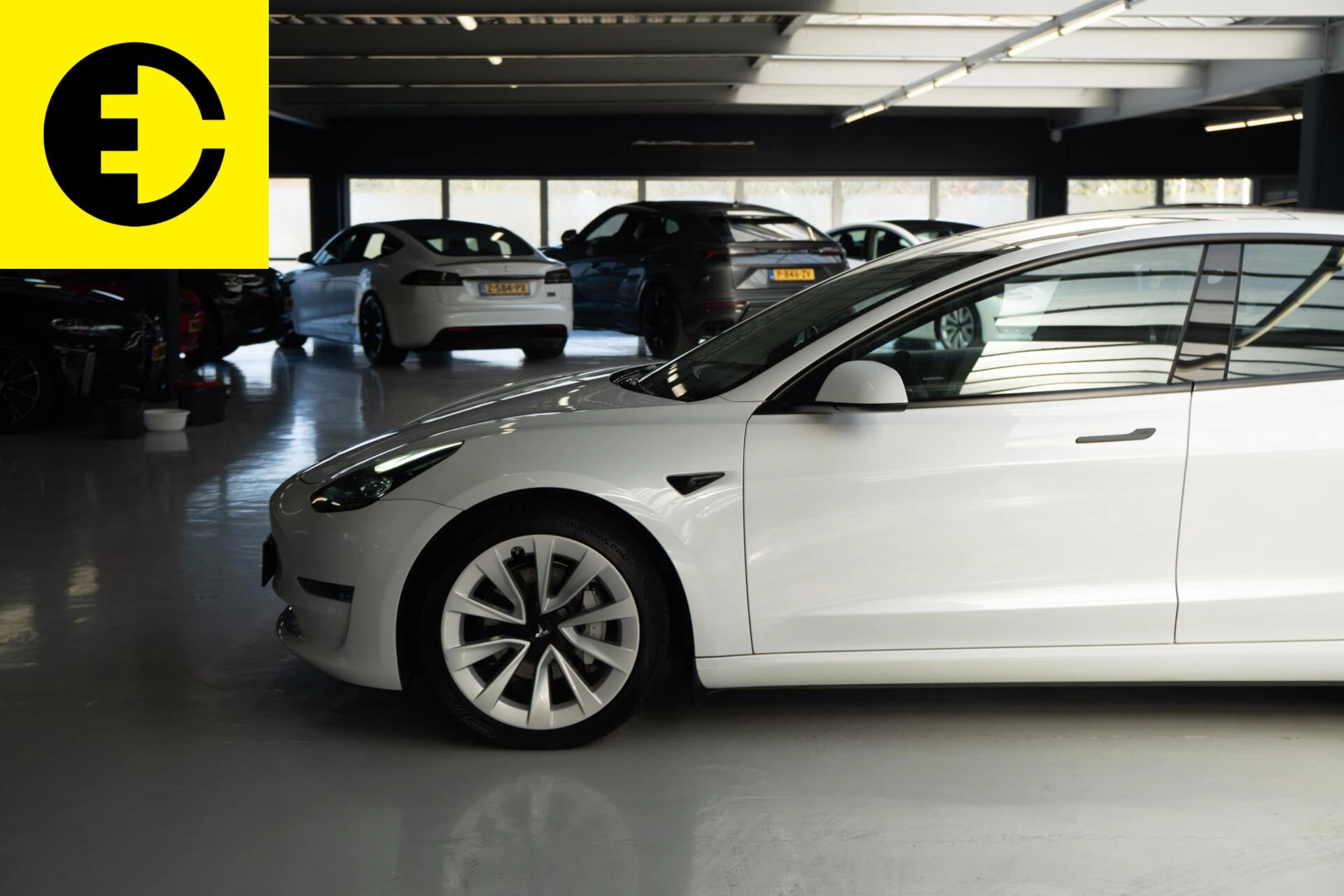 Hoofdafbeelding Tesla Model 3