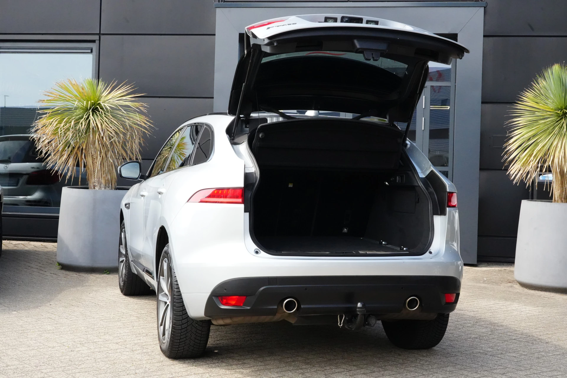 Hoofdafbeelding Jaguar F-PACE
