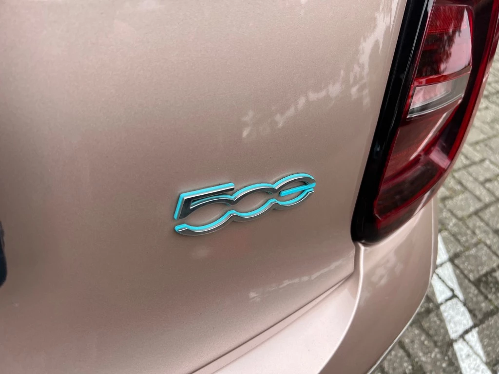 Hoofdafbeelding Fiat 500C