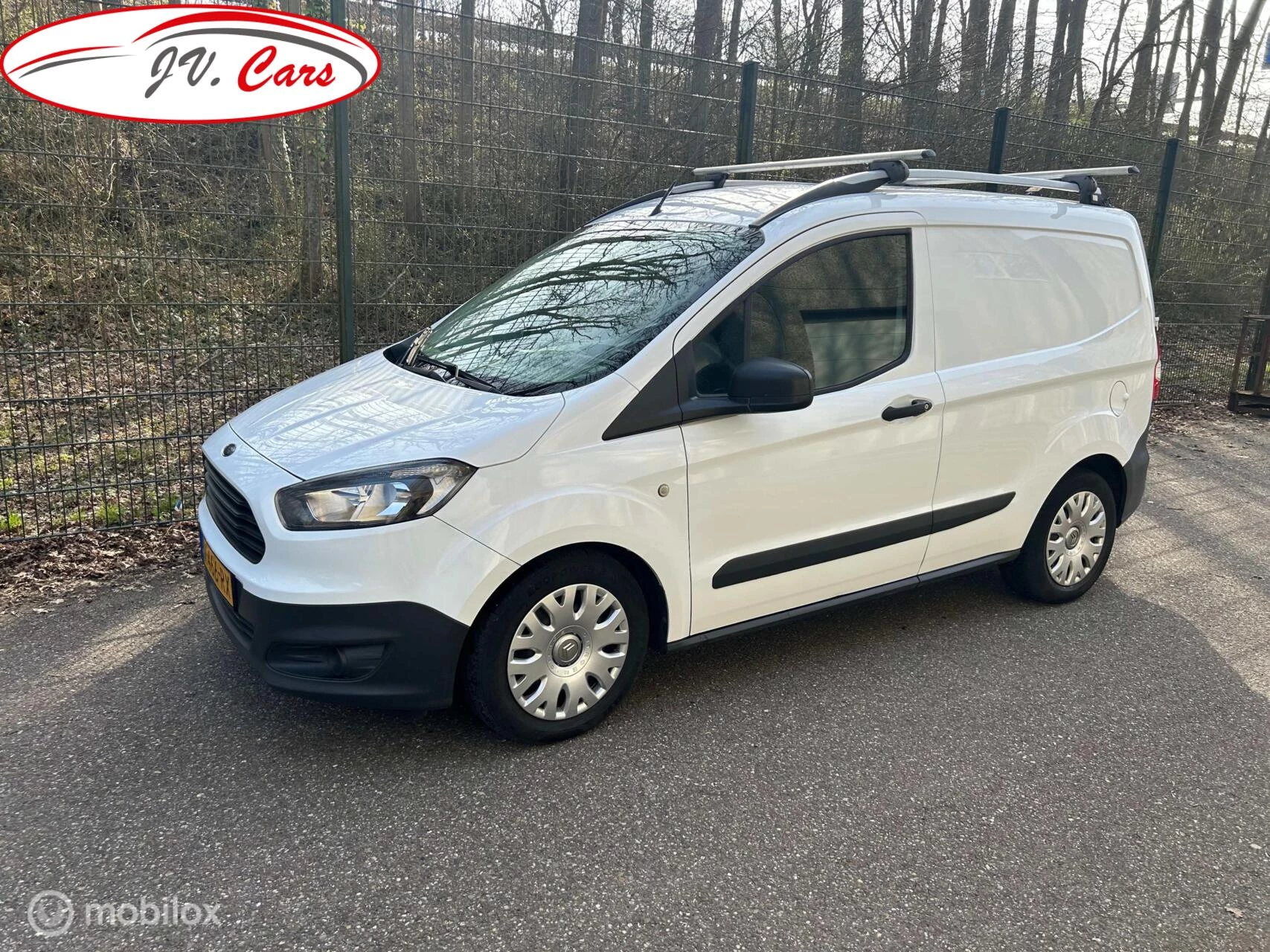 Hoofdafbeelding Ford Transit Courier