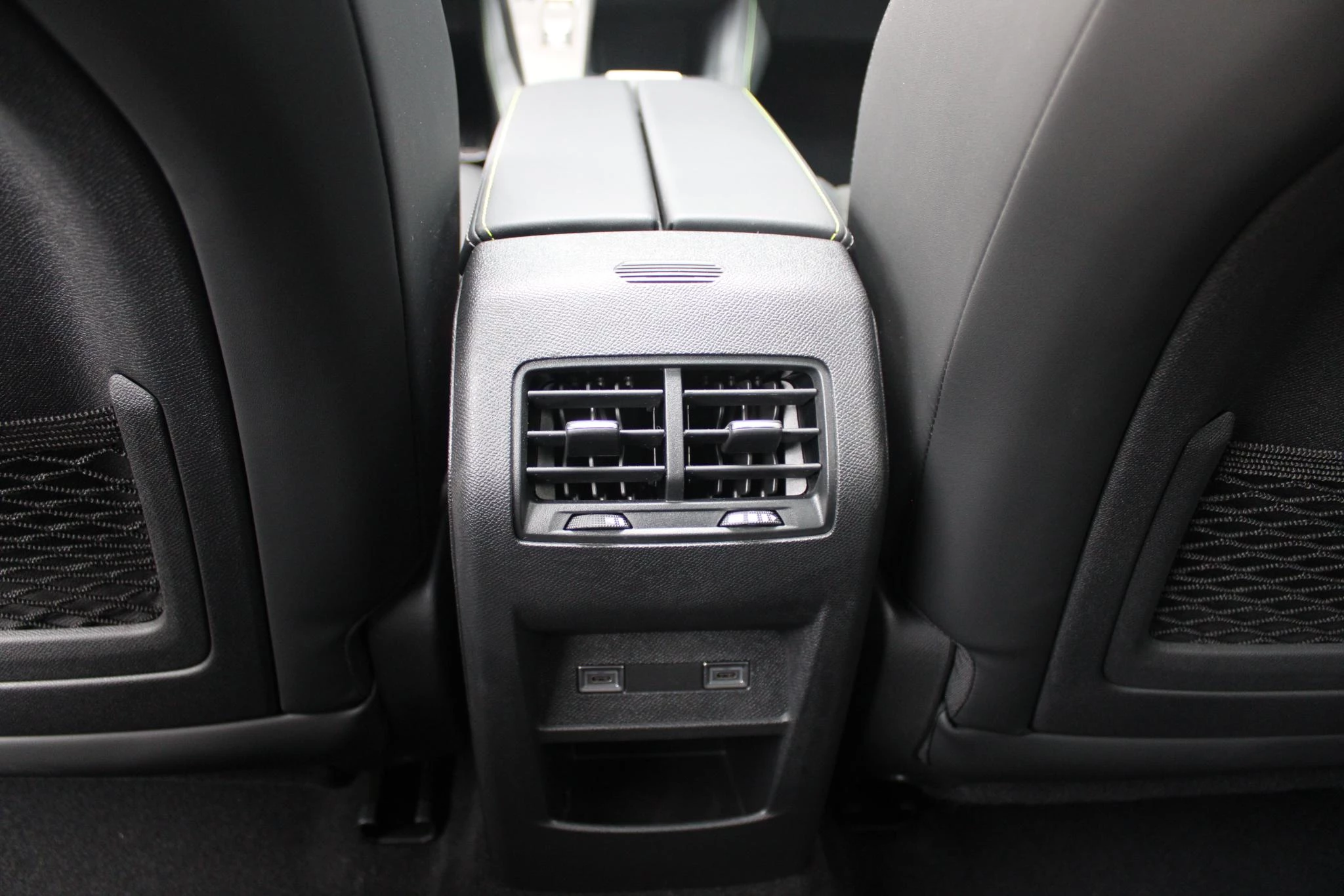 Hoofdafbeelding Peugeot 408