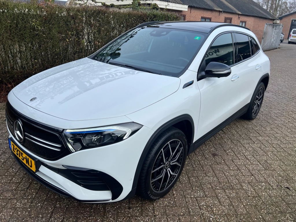Hoofdafbeelding Mercedes-Benz EQA