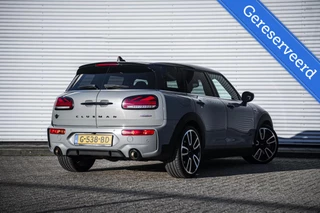 Mini Clubman 2.0 John Cooper Works ALL4 | Chili | Panodak | H&K | Leder | Head Up | 19 inch | NL Auto |