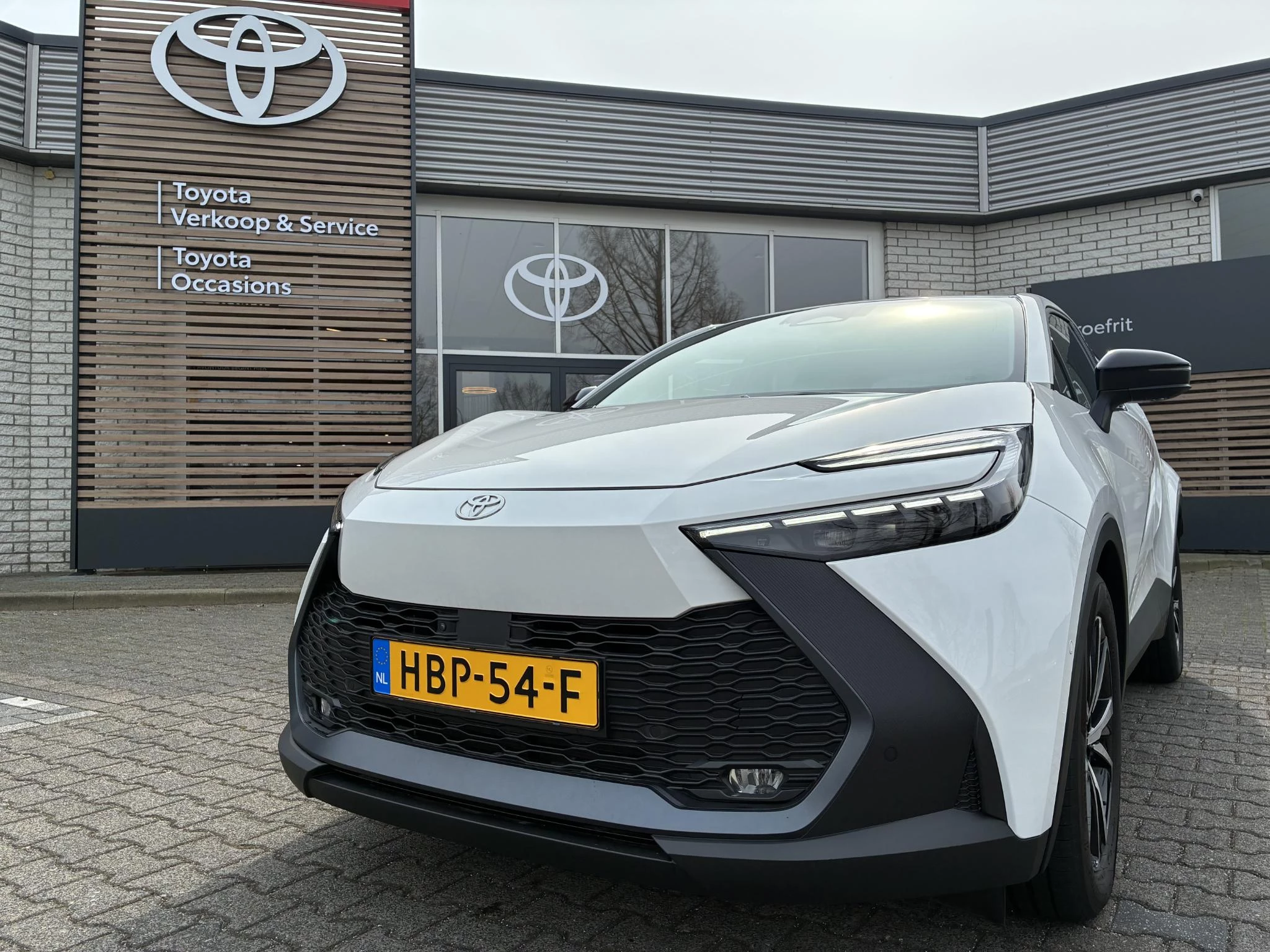 Hoofdafbeelding Toyota C-HR