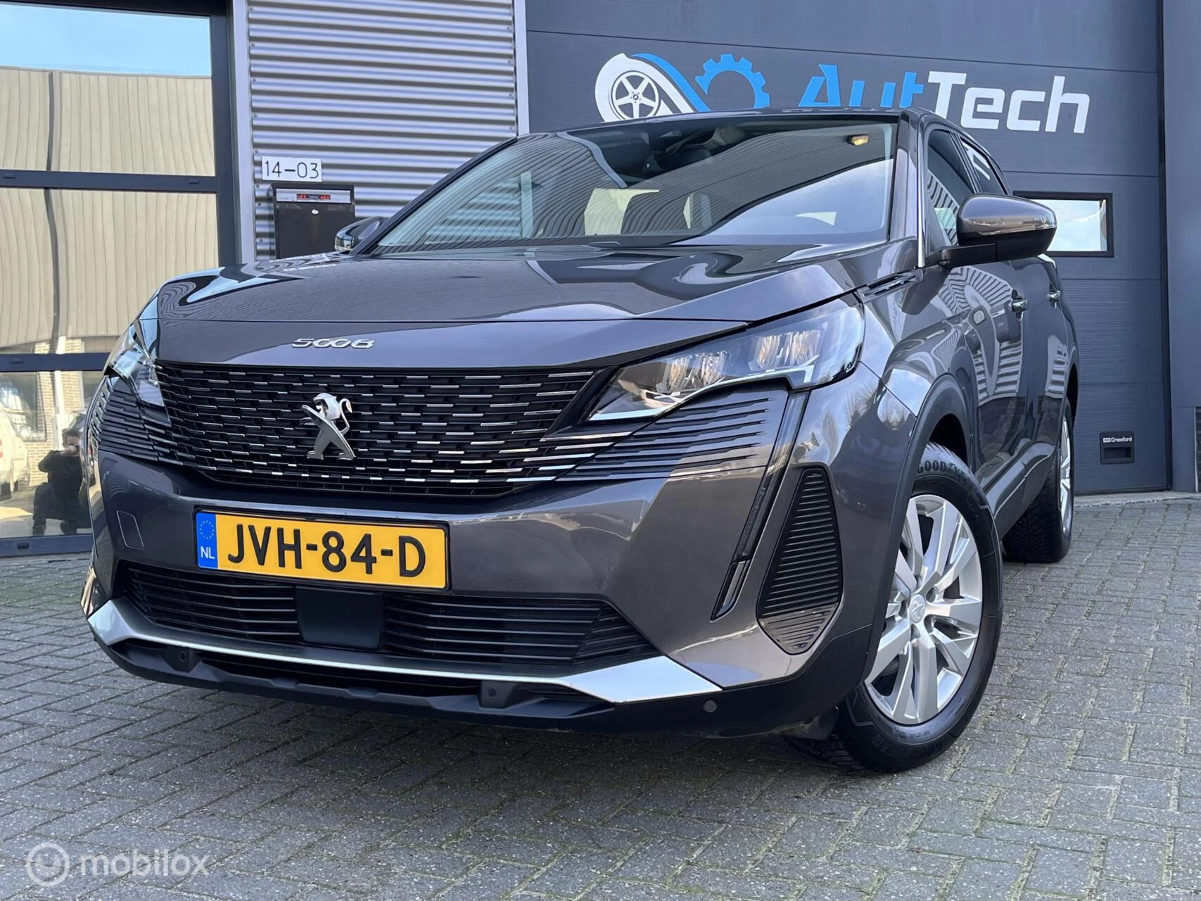Hoofdafbeelding Peugeot 5008