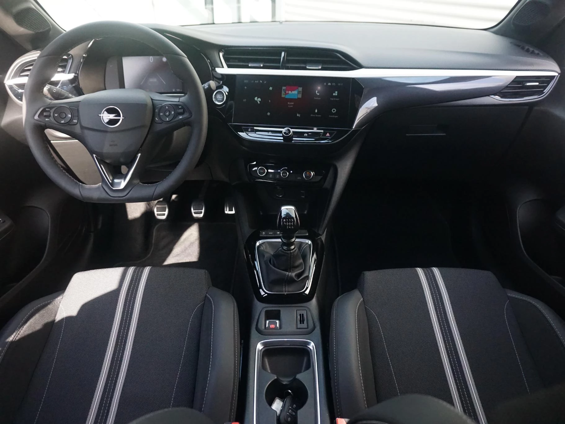 Hoofdafbeelding Opel Corsa
