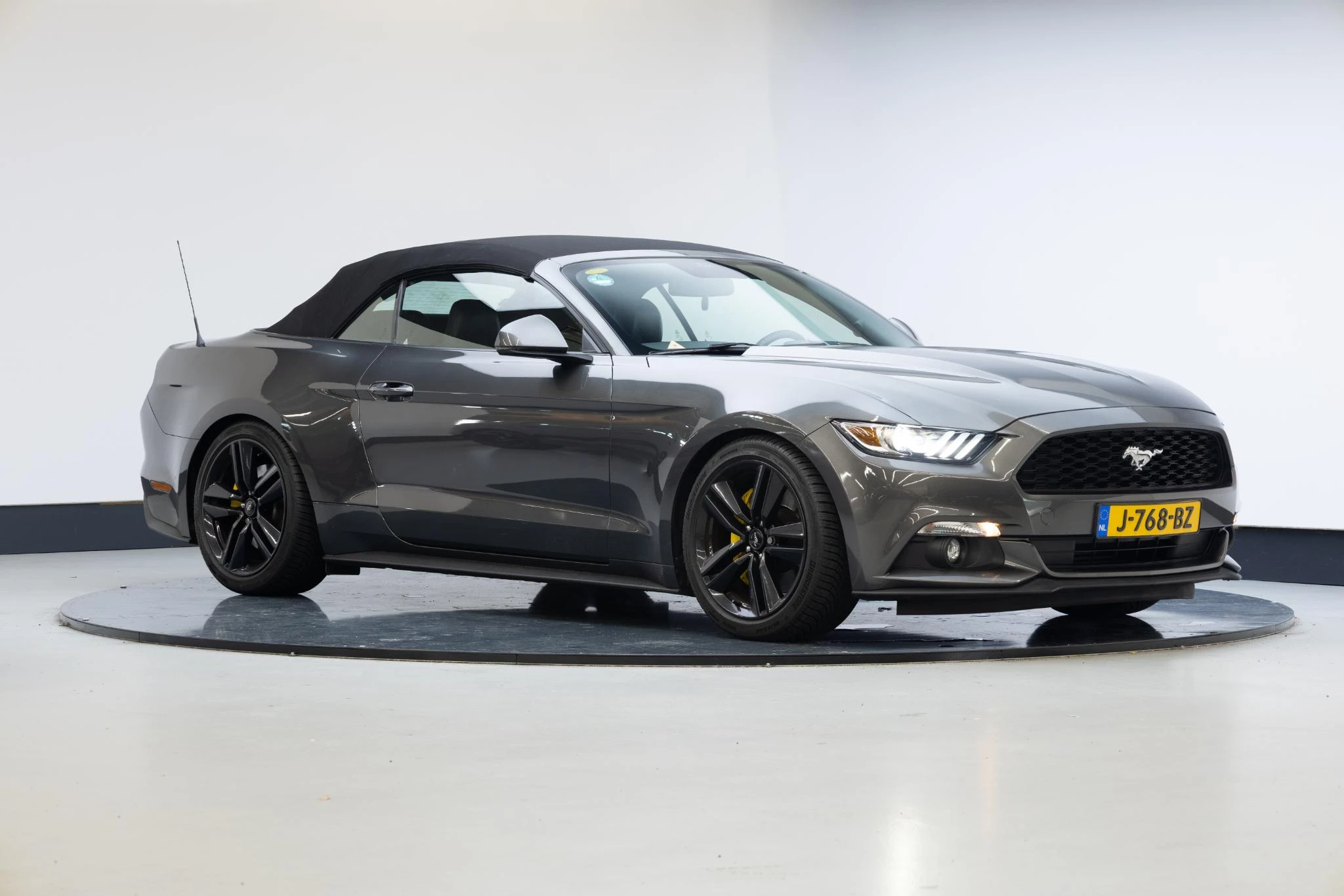 Hoofdafbeelding Ford Mustang