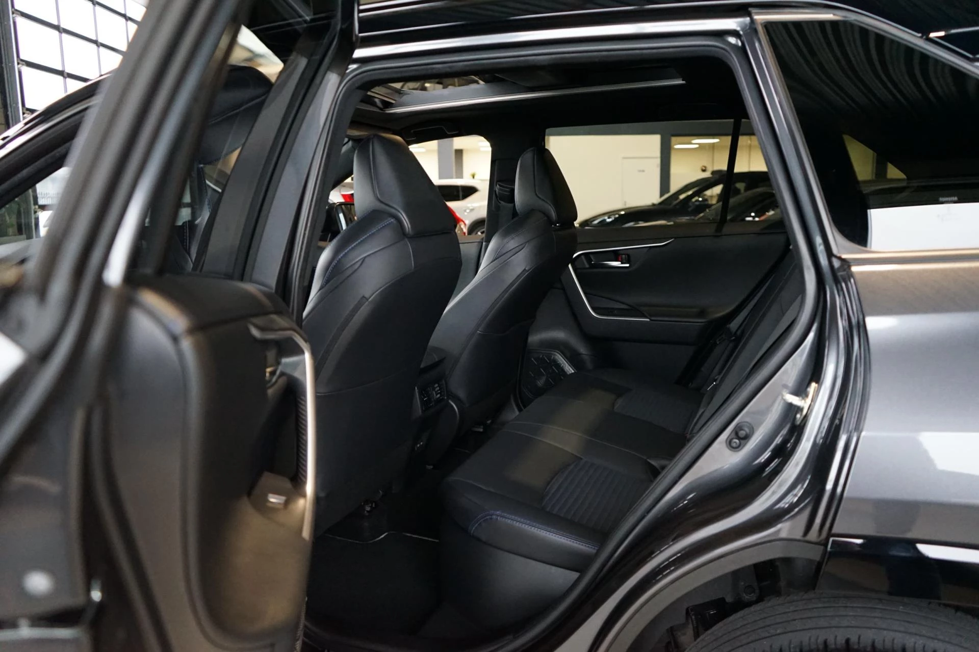 Hoofdafbeelding Toyota RAV4