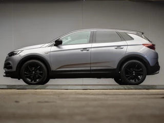 Opel GRANDLAND X 1.2 Turbo Innovation Sport (APPLE CARPLAY,NAVI,LED,CRUISE,CLIMATE,LANE ASSIST,GETINT,TREKHAAK,PDC,CAMERA)