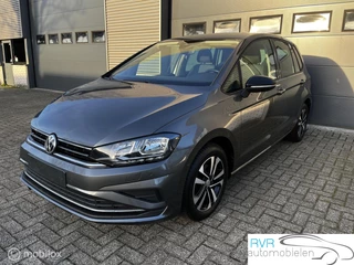 Hoofdafbeelding Volkswagen Golf Sportsvan Volkswagen Golf Sportsvan 1.0 TSI AUTOMAAT/CRUISE/CAMERA/PDC/SCHADE