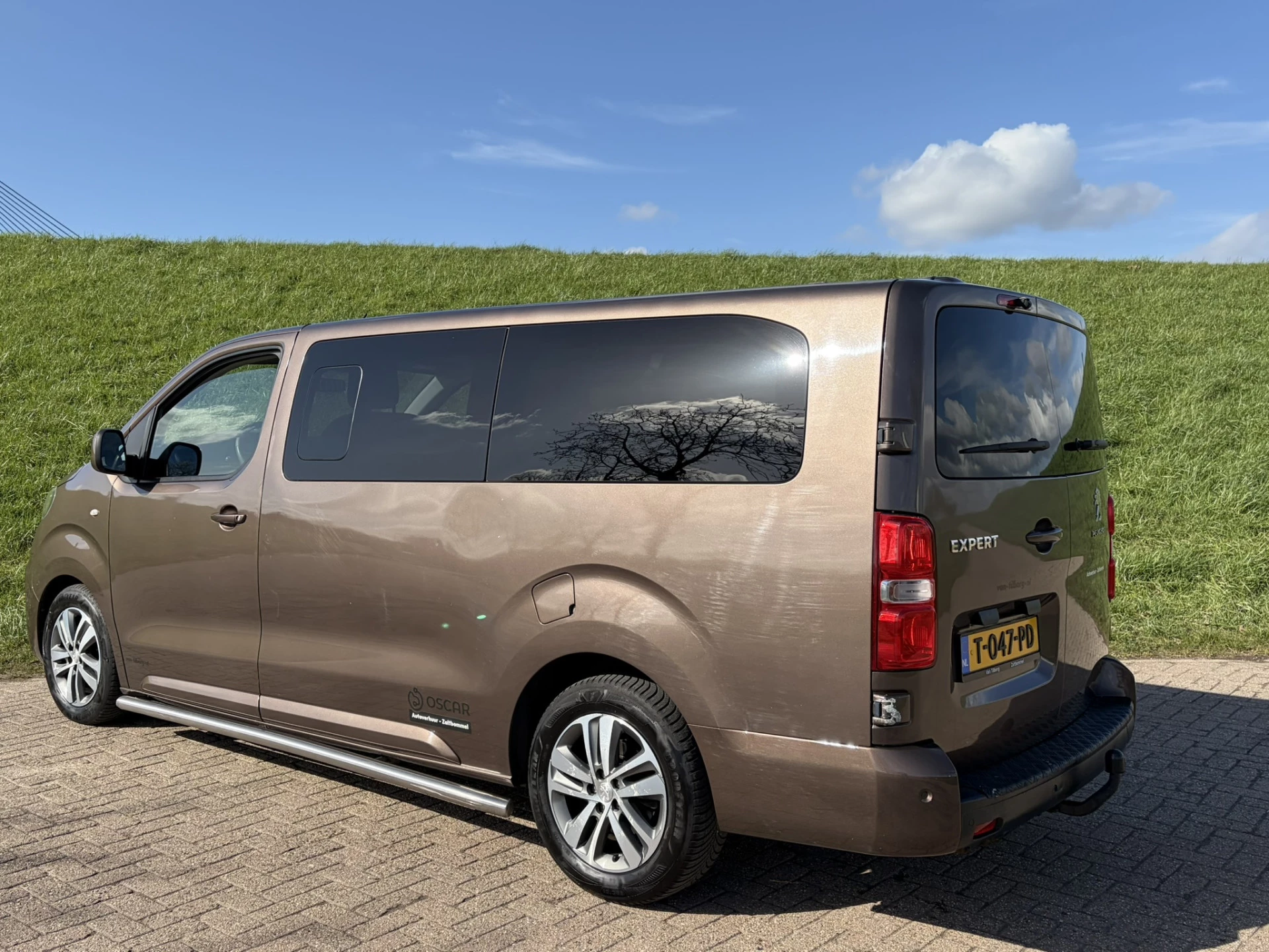 Hoofdafbeelding Peugeot Traveller