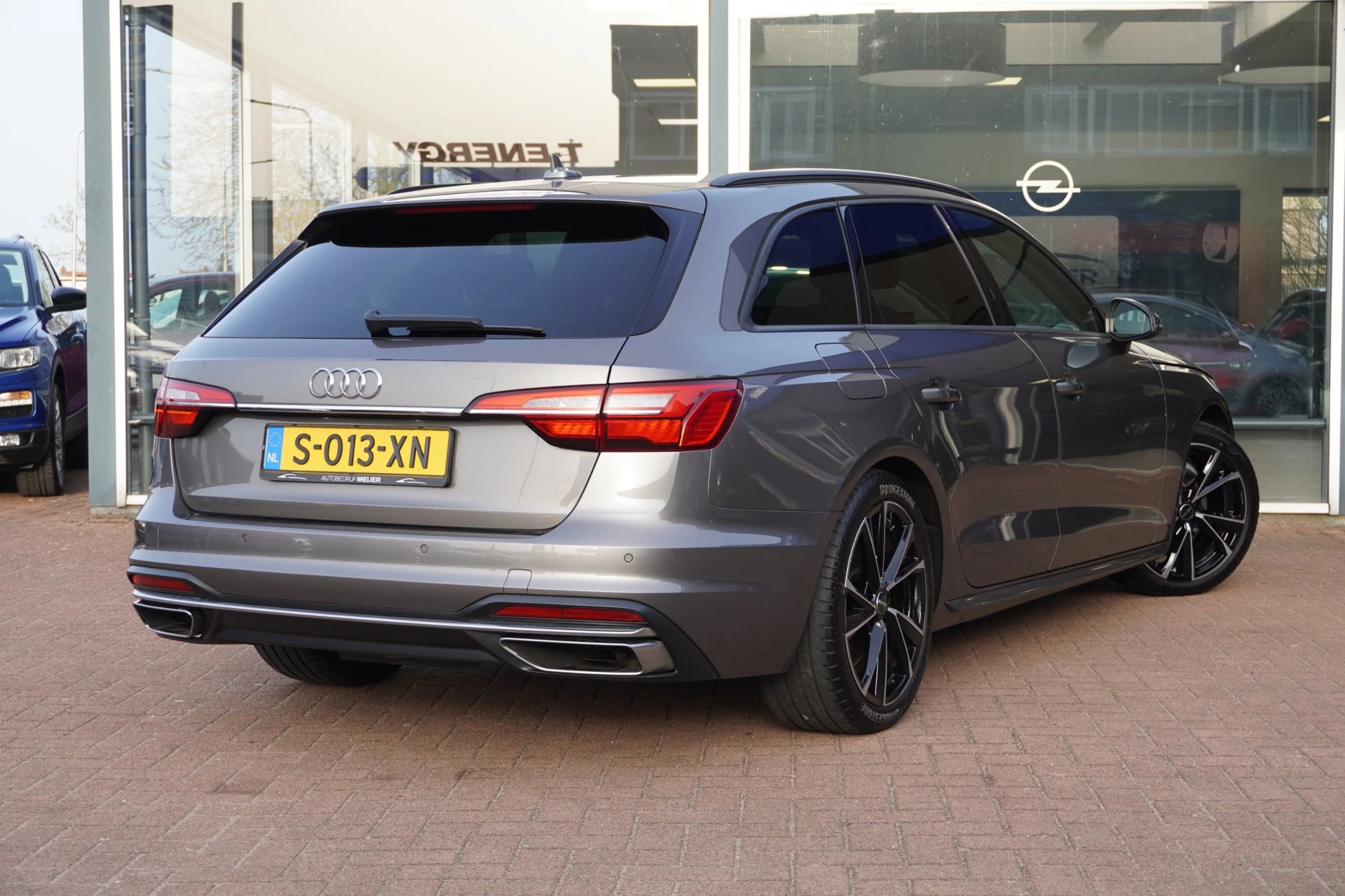 Hoofdafbeelding Audi A4