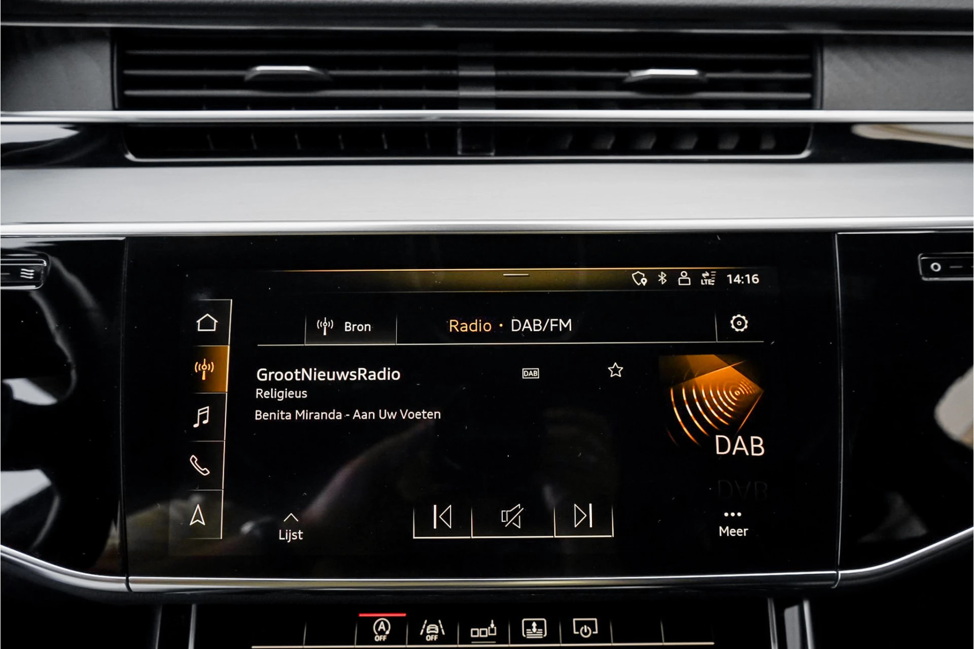 Hoofdafbeelding Audi A8