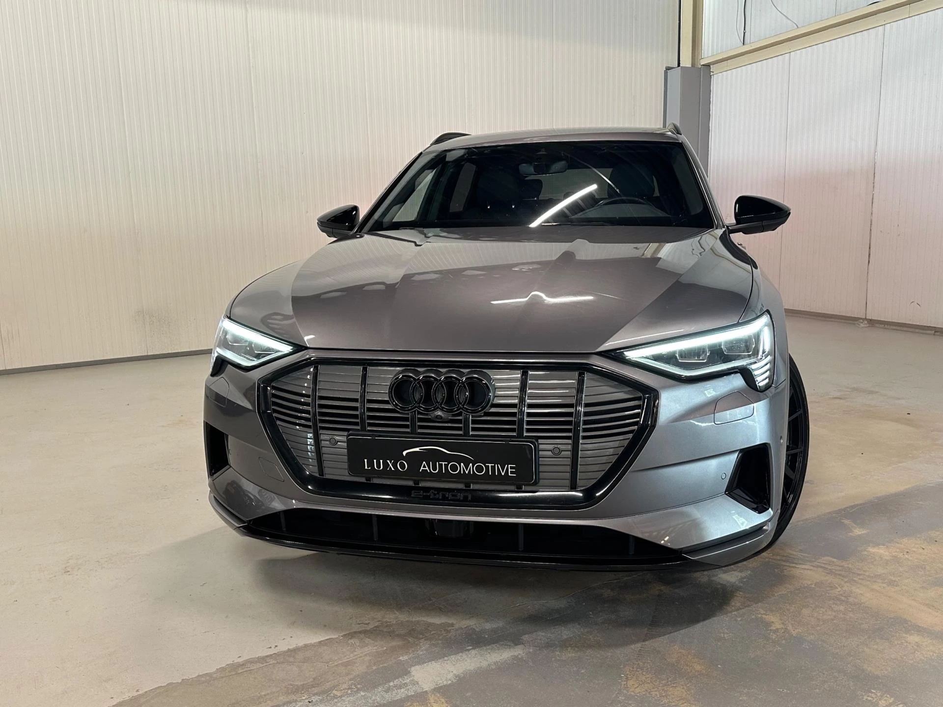 Hoofdafbeelding Audi e-tron