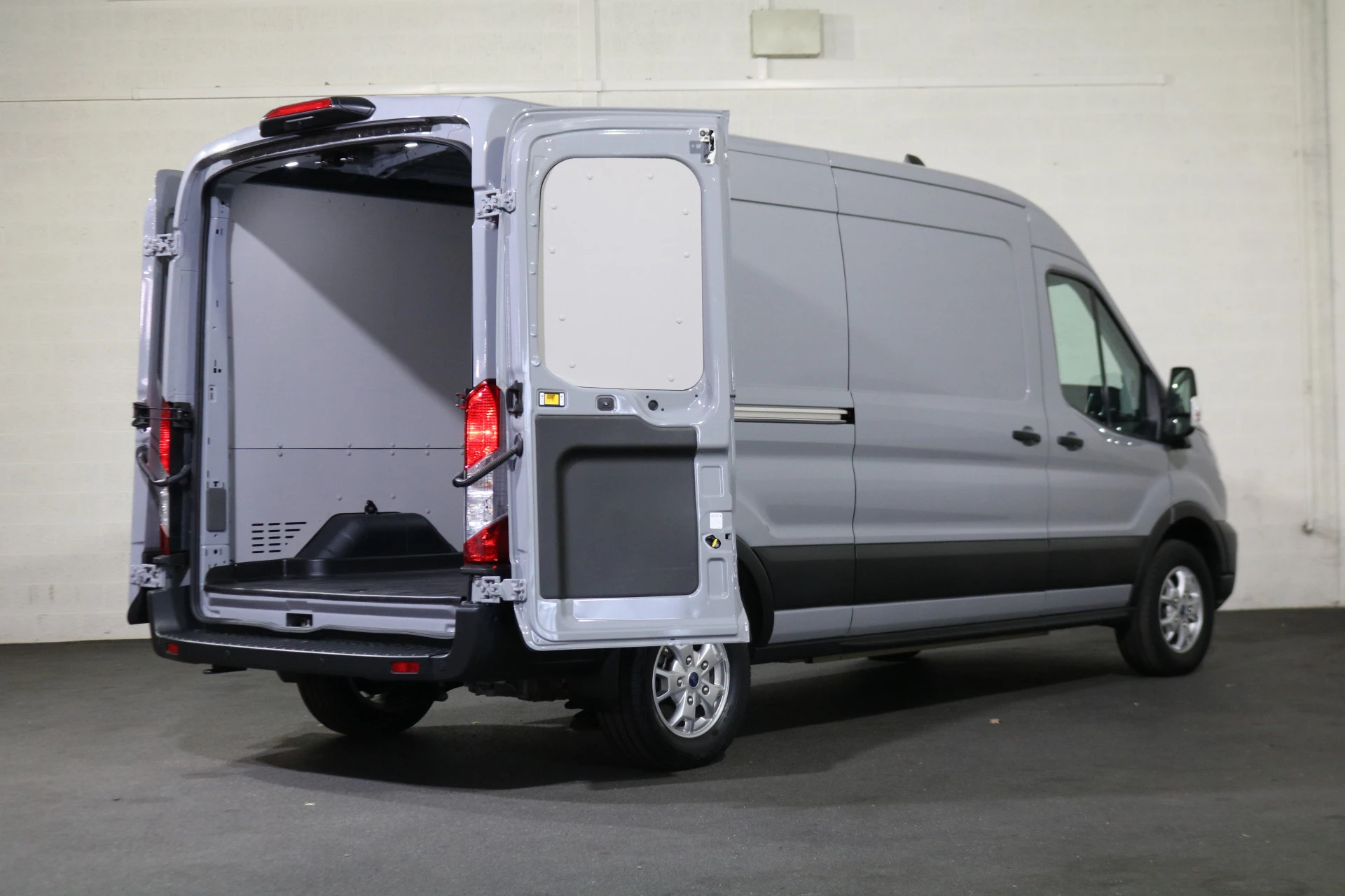 Hoofdafbeelding Ford E-Transit