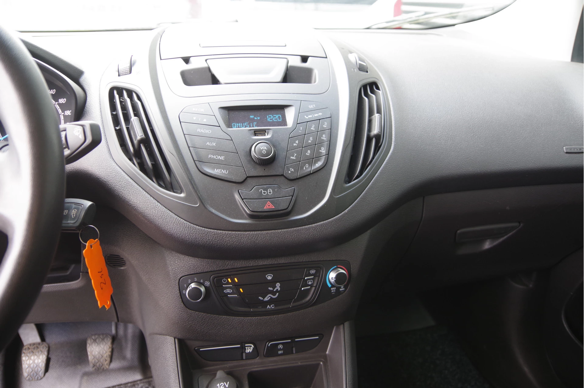 Hoofdafbeelding Ford Transit Courier