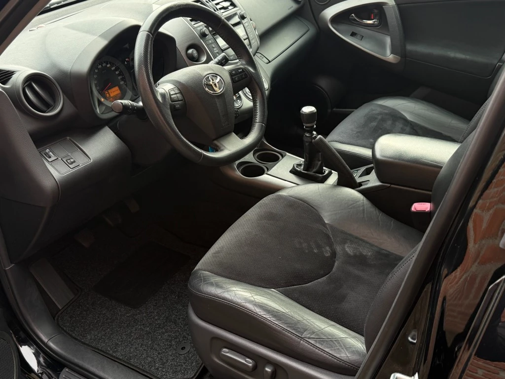 Hoofdafbeelding Toyota RAV4