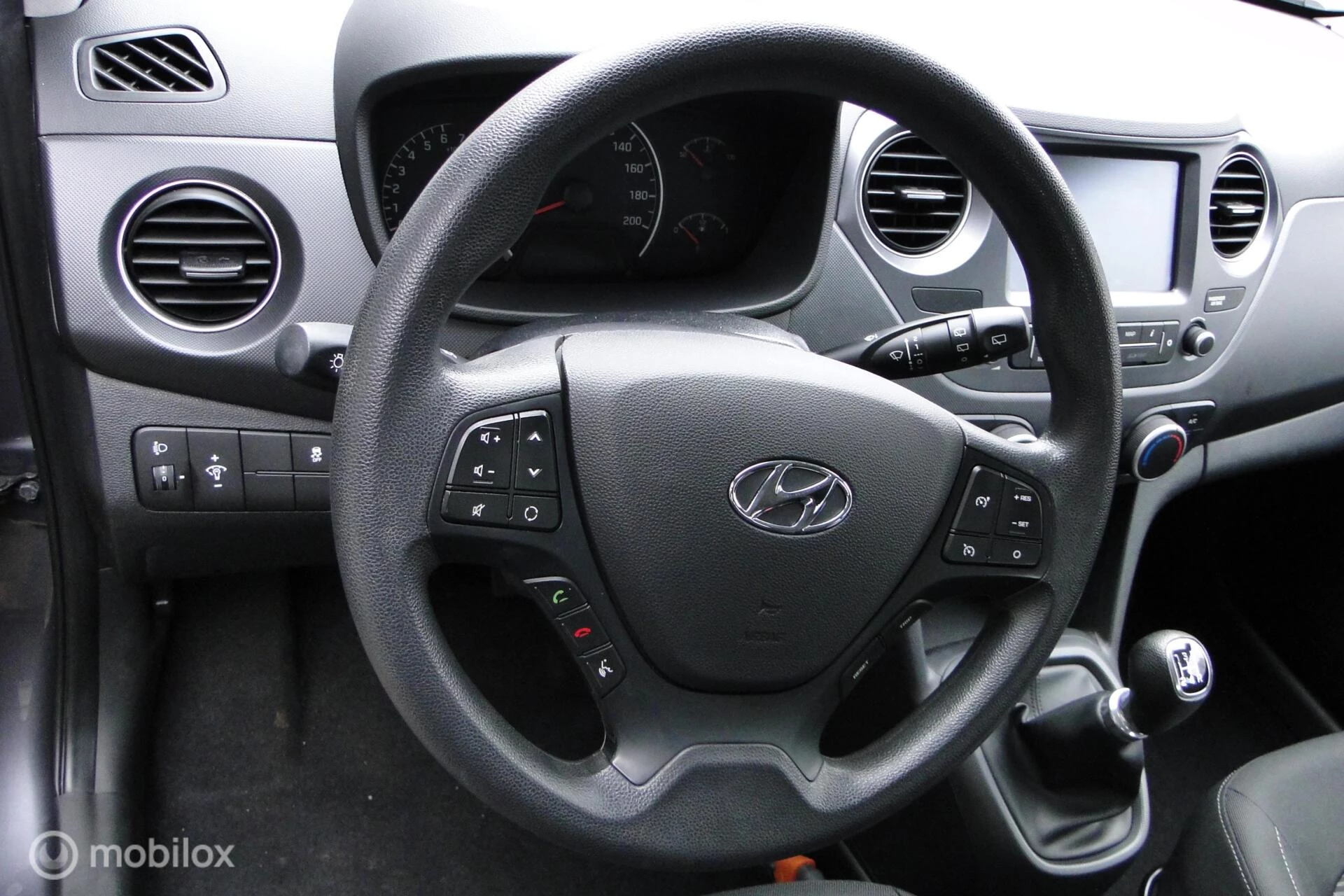 Hoofdafbeelding Hyundai i10