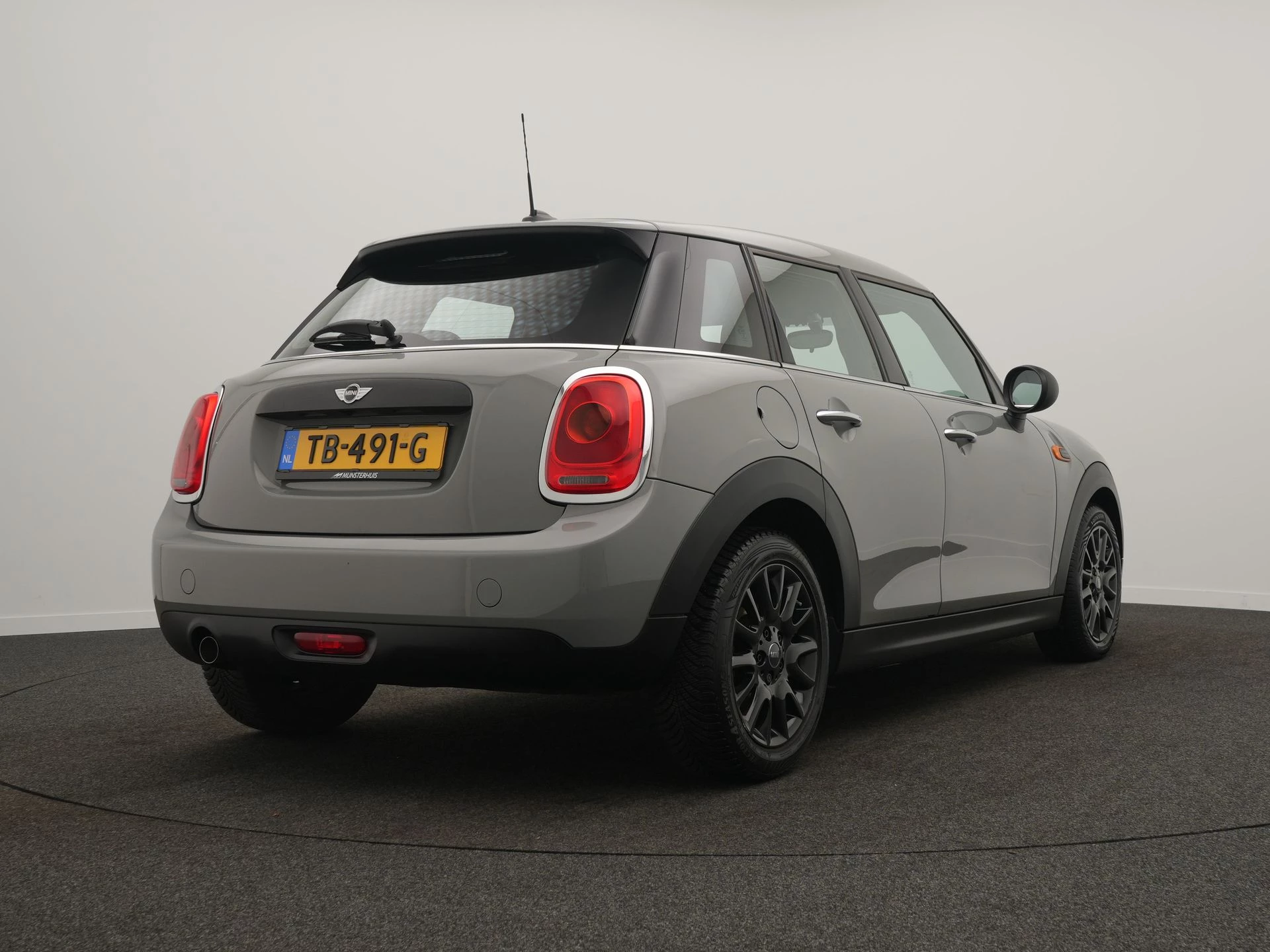 Hoofdafbeelding MINI One