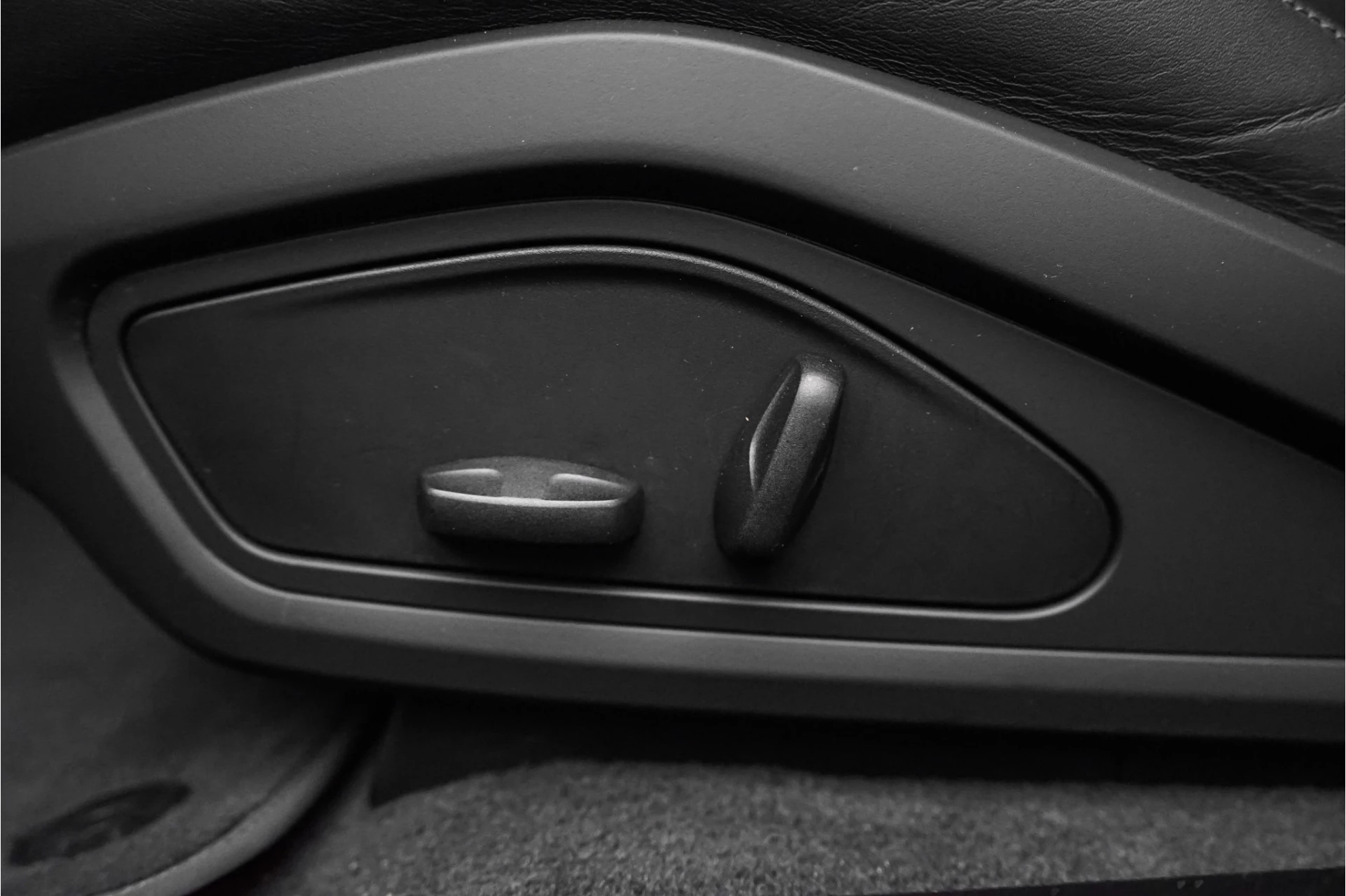 Hoofdafbeelding Porsche Taycan