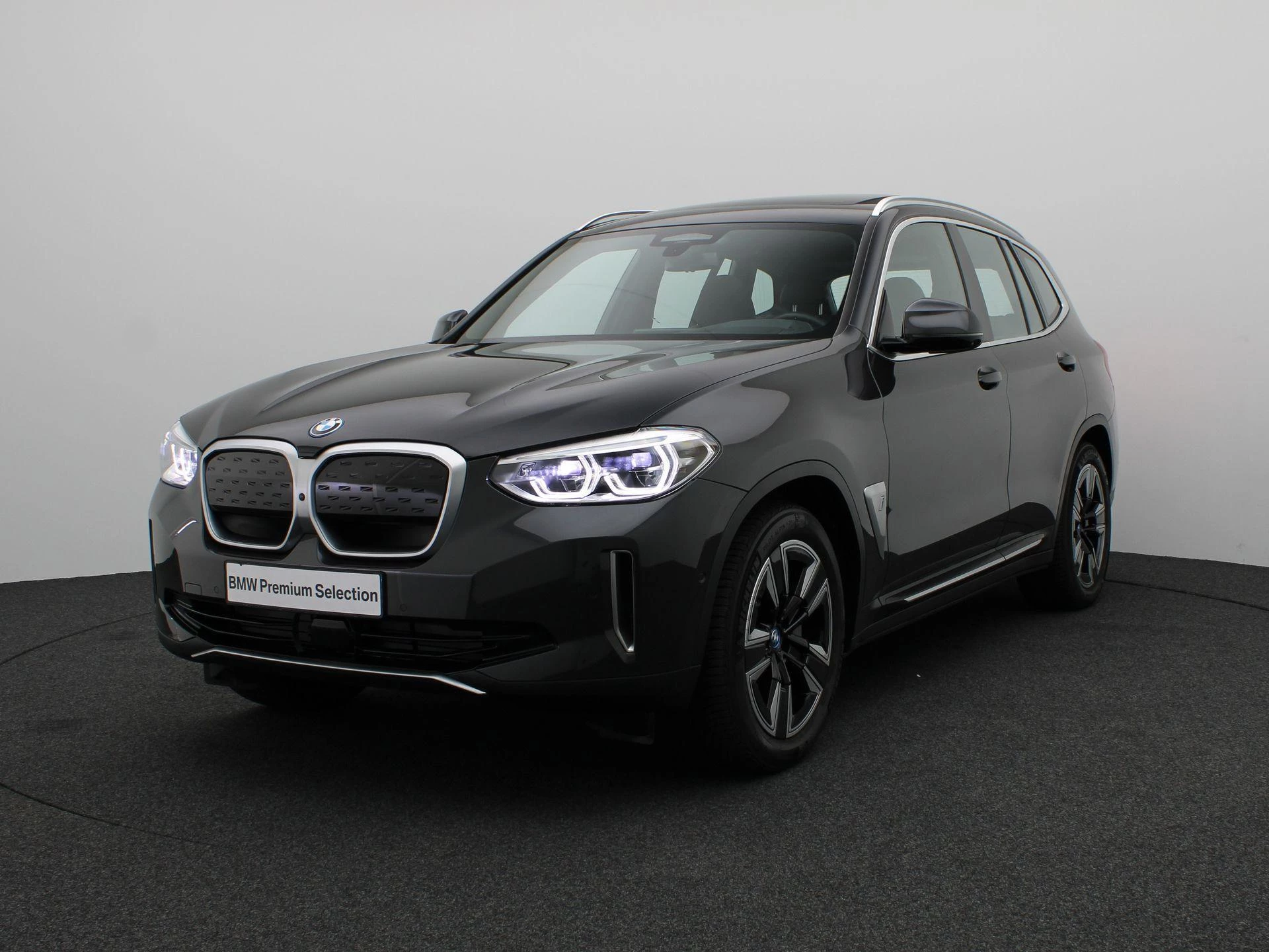 Hoofdafbeelding BMW iX3
