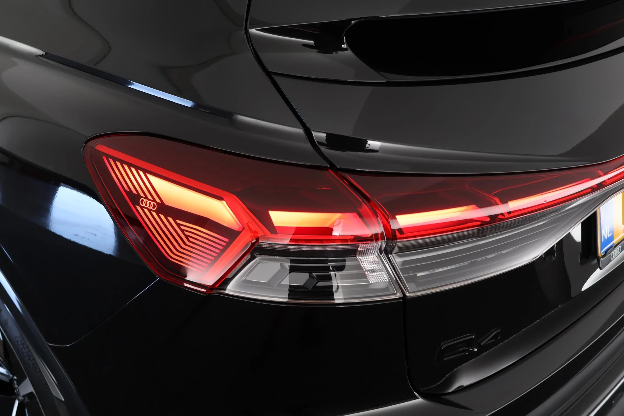 Hoofdafbeelding Audi Q4 Sportback e-tron