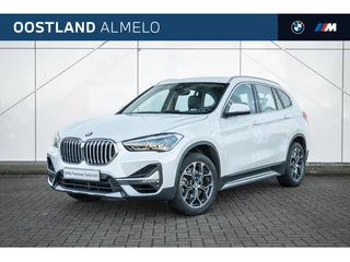 BMW X1 sDrive20i High Executive xLine Automaat / Trekhaak / Sportstoelen / Laserlicht / Head-Up / Stoelverwarming / Park Assistant