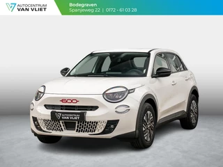 Hoofdafbeelding Fiat 600 Fiat 600e RED 54 kWh | 17% Bijtelling | Gratis Wallbox |