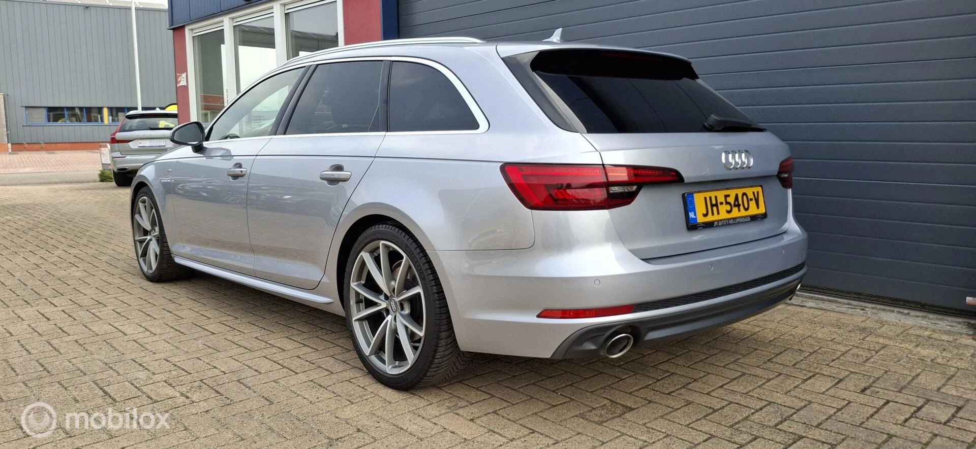 Hoofdafbeelding Audi A4