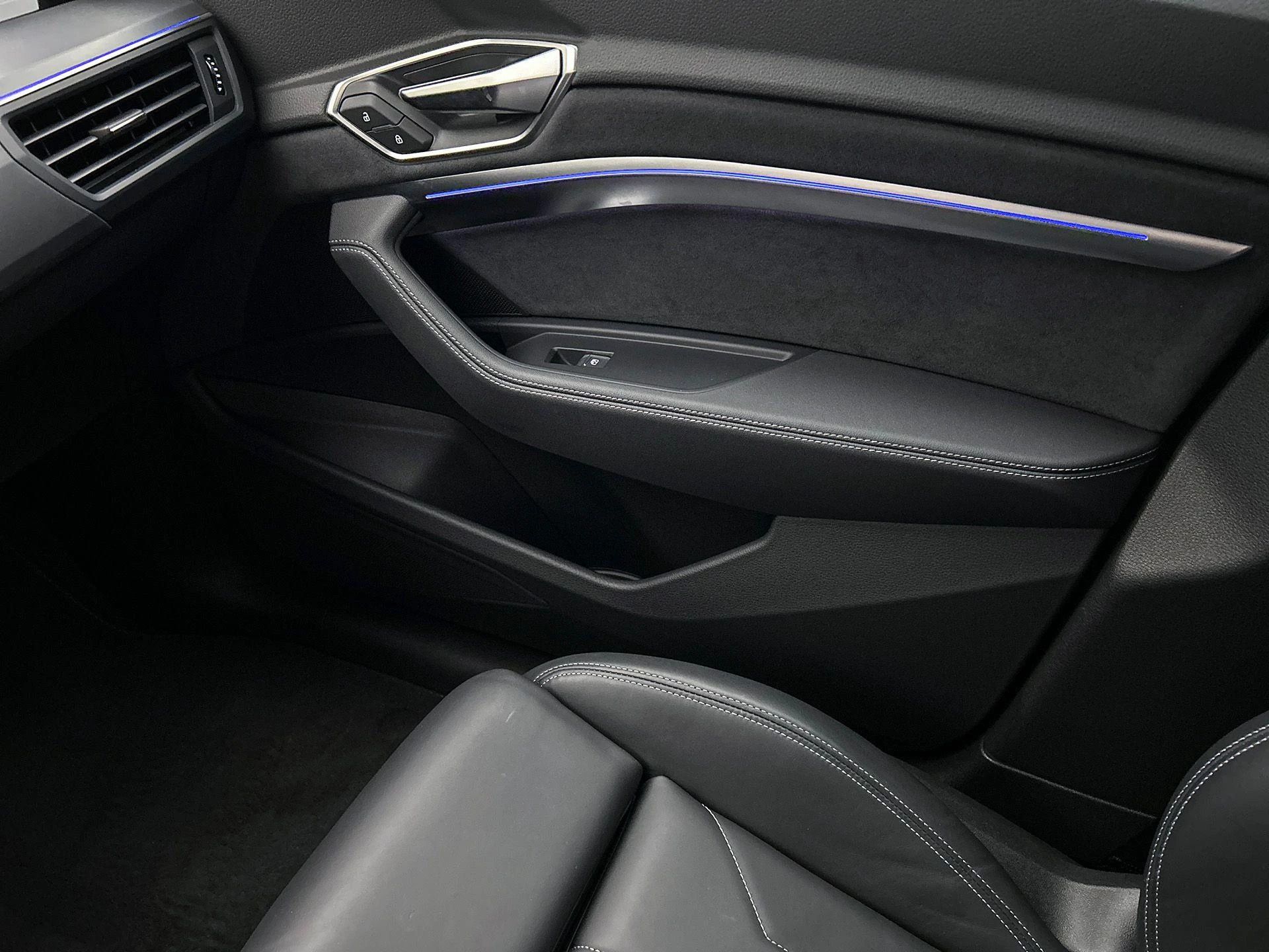 Hoofdafbeelding Audi Q8 e-tron