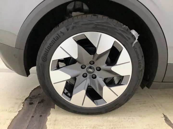 Hoofdafbeelding Ford Explorer