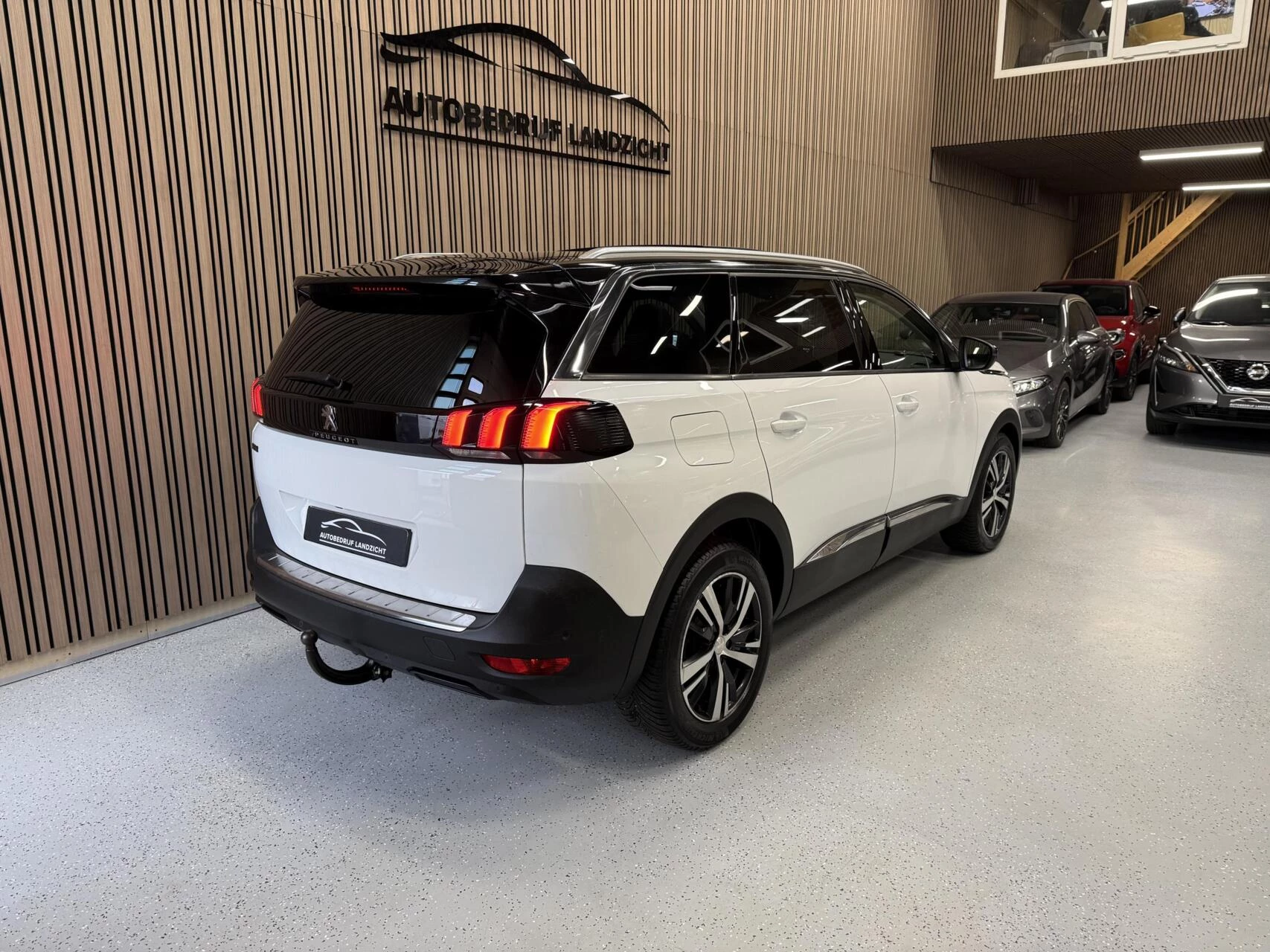 Hoofdafbeelding Peugeot 5008