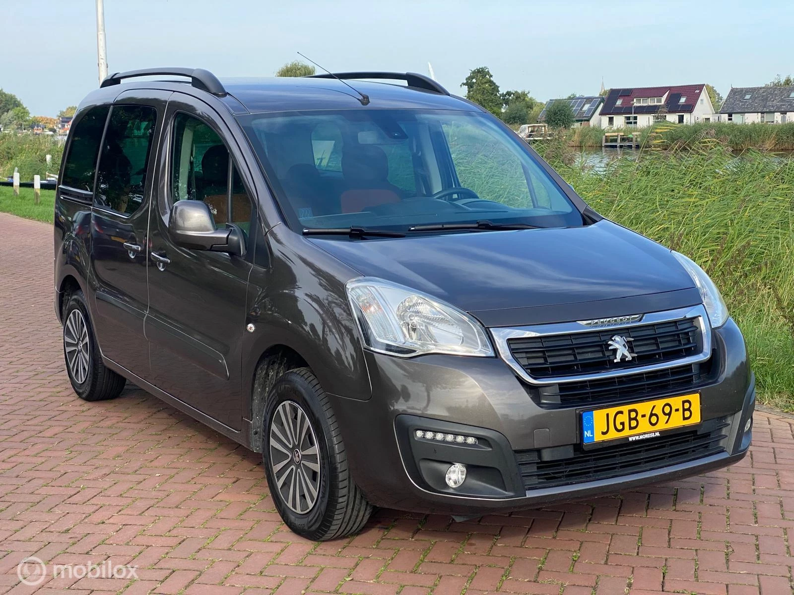 Hoofdafbeelding Peugeot Partner