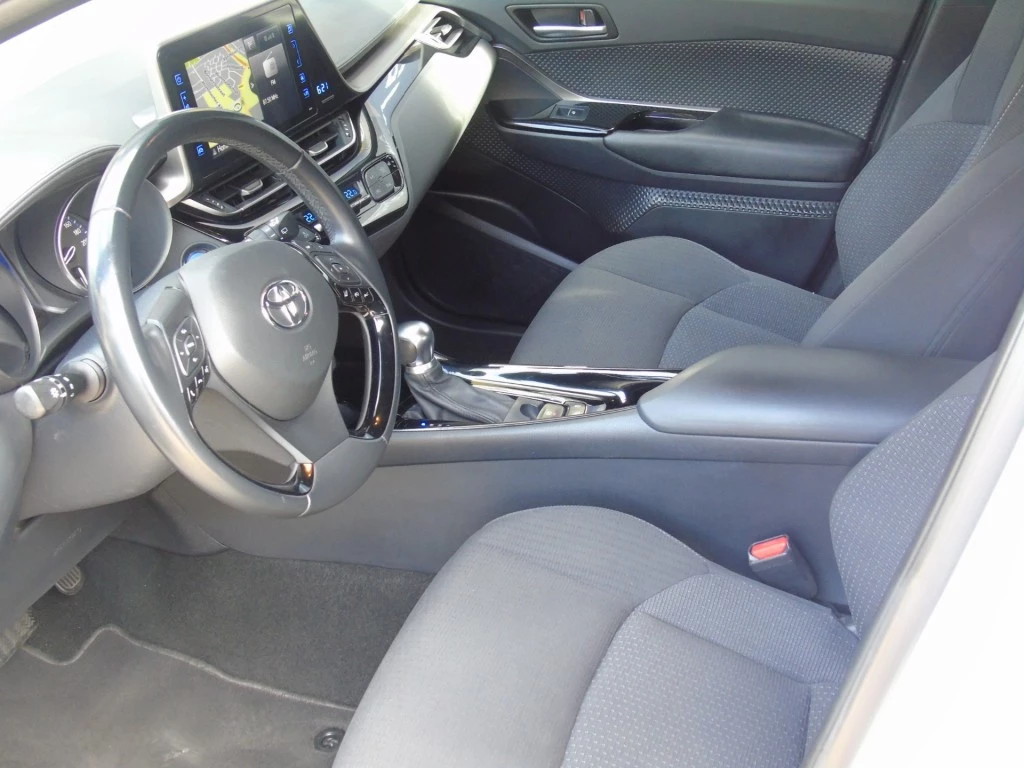 Hoofdafbeelding Toyota C-HR