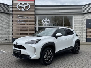 Toyota Yaris Cross HYBRID 130 DYNAMIC NIEUW & DIRECT LEVERBAAR!!! COMFORT PACK BLIND-SPOT PARK-SENSOREN STOEL/STUURVERW APPLE/ANDROID NAVI CAMERA
