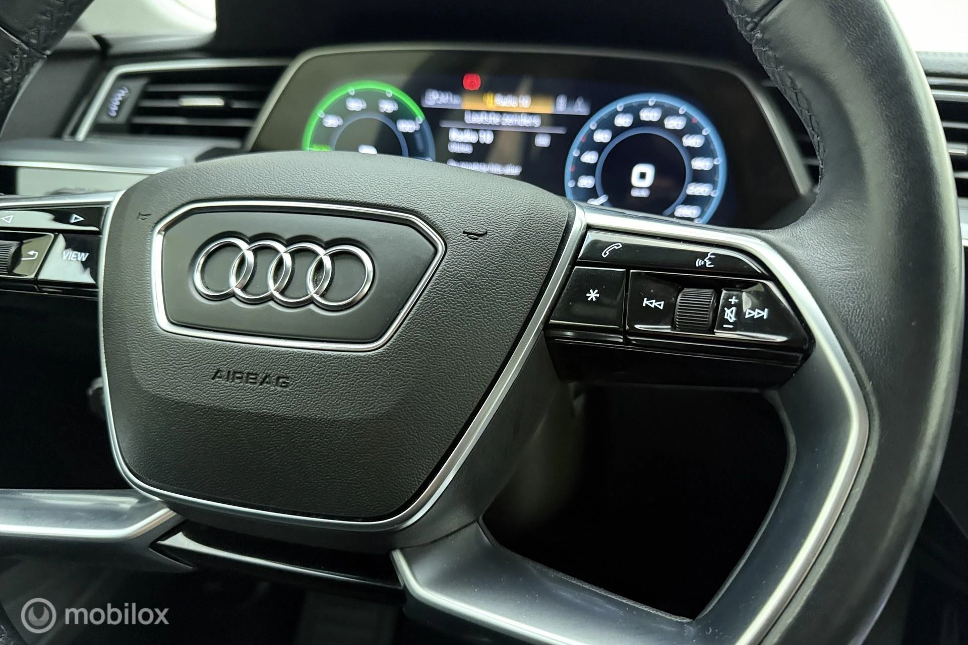 Hoofdafbeelding Audi e-tron