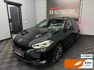 Hoofdafbeelding BMW 1 Serie BMW 1-serie 120i M-pakket 2023
