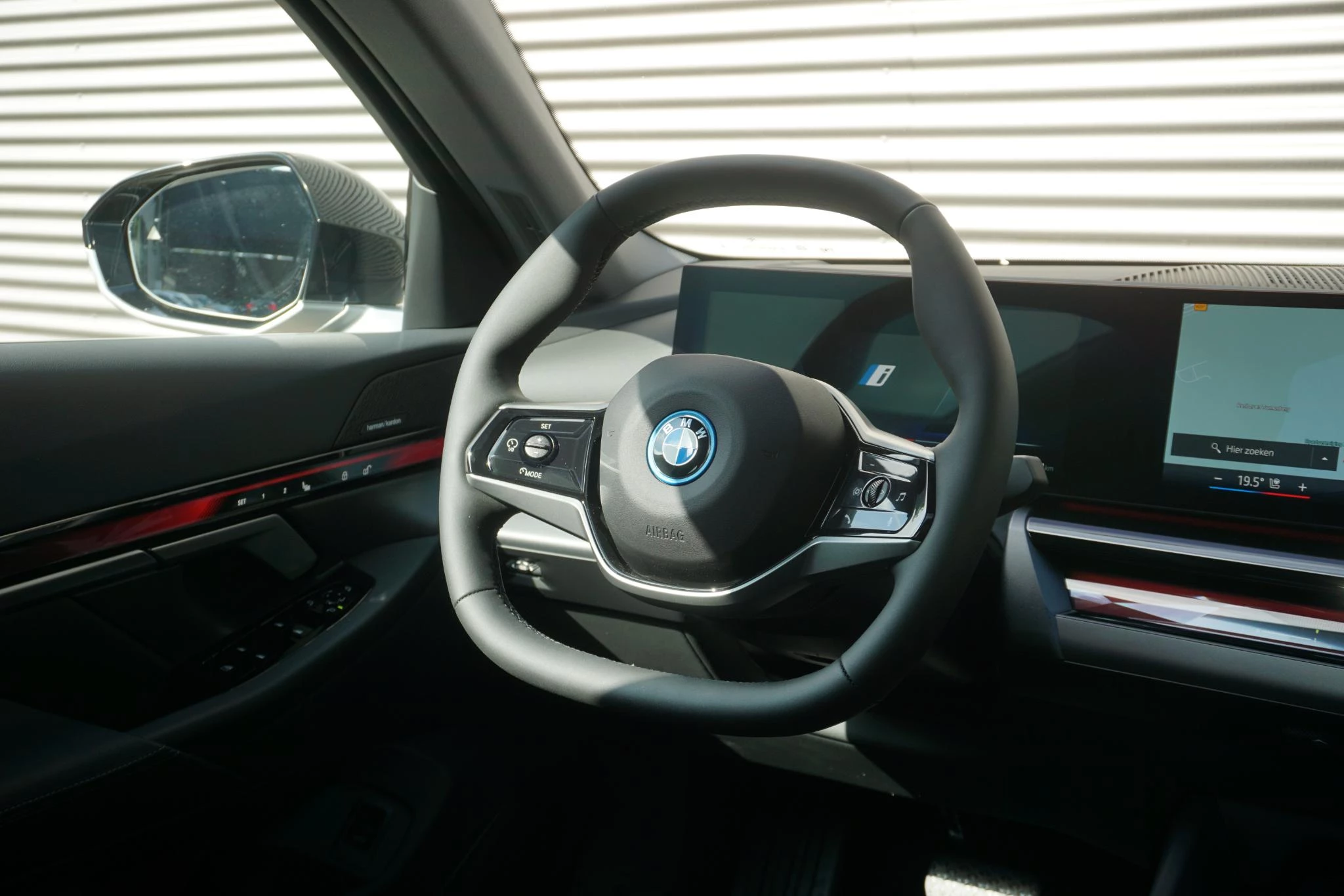 Hoofdafbeelding BMW i5