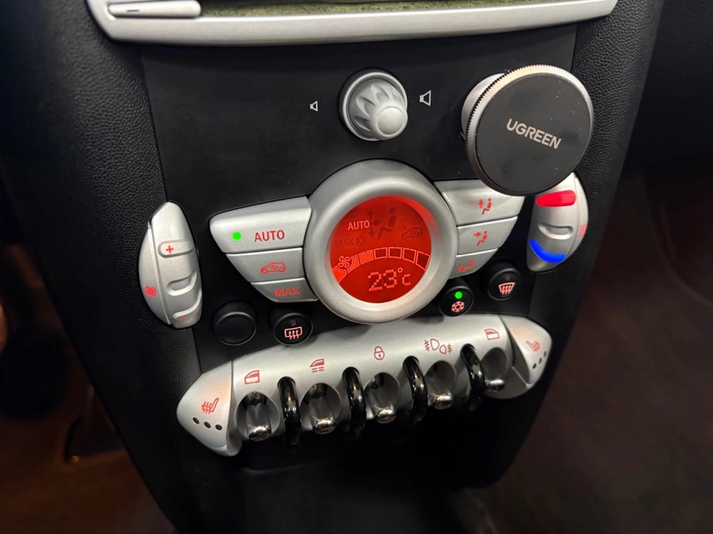 Hoofdafbeelding MINI Cabrio