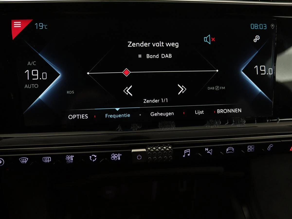 Hoofdafbeelding DS DS 7
