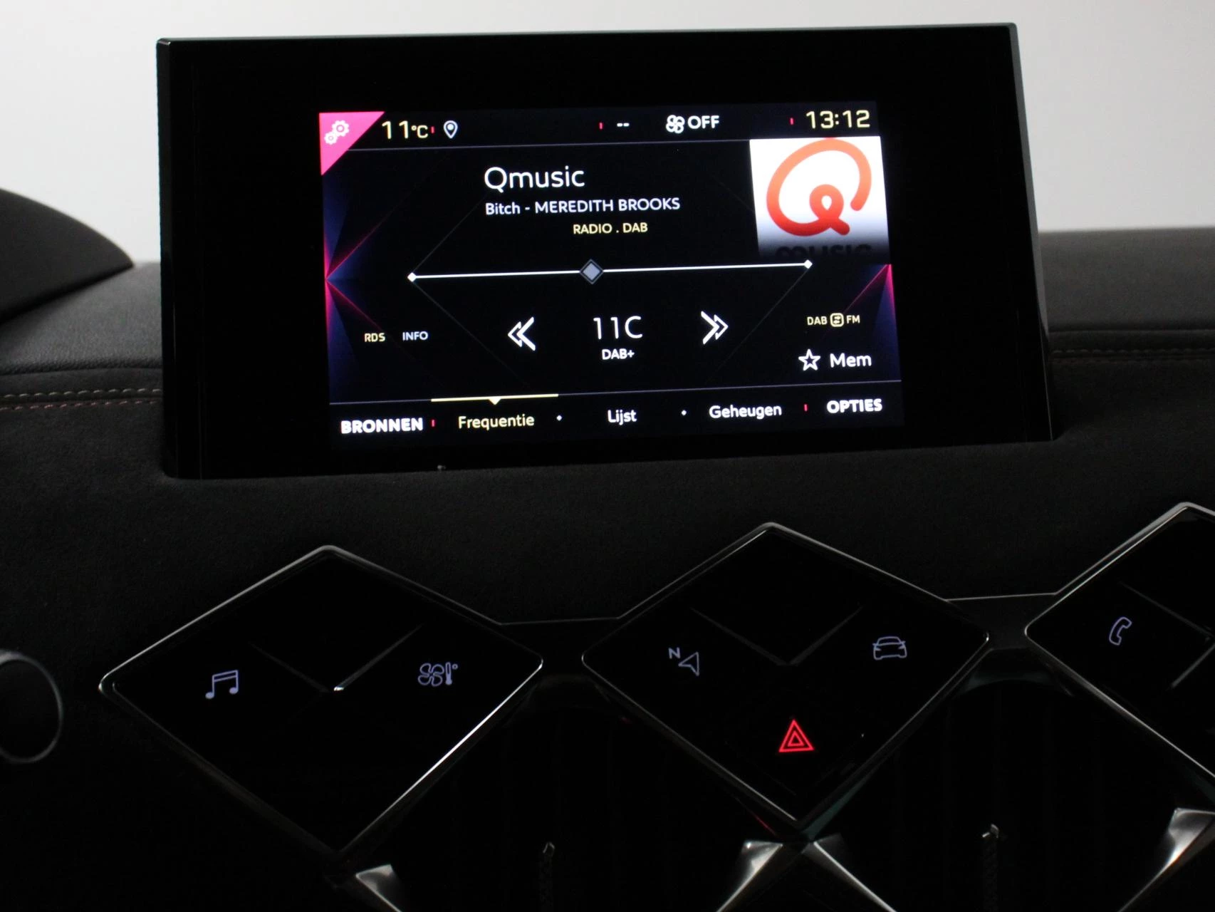 Hoofdafbeelding DS DS 3